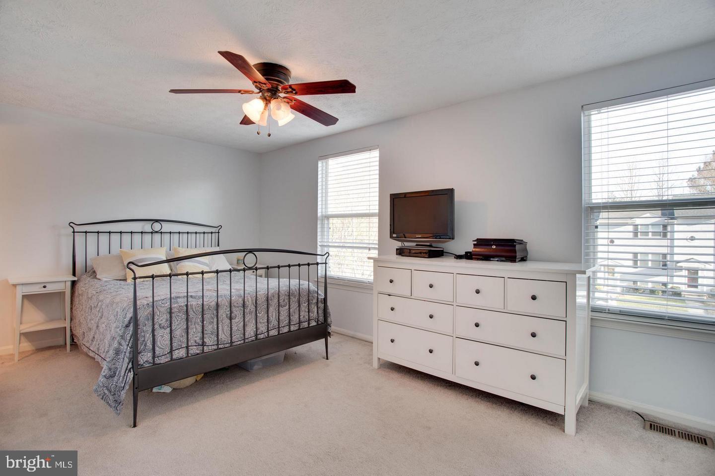 ULMSTEAD GARDENS - Residential Lease