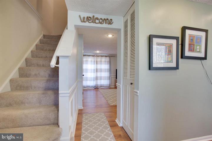 ULMSTEAD GARDENS - Residential Lease