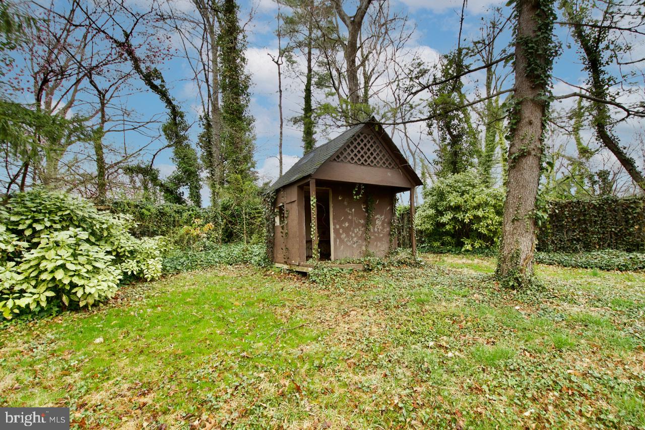 NORTH SPRINGFIELD - Residential