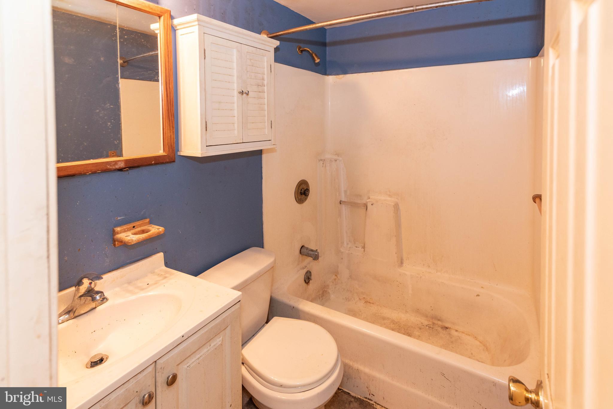 HAMPDEN HISTORIC DISTRICT - Residential