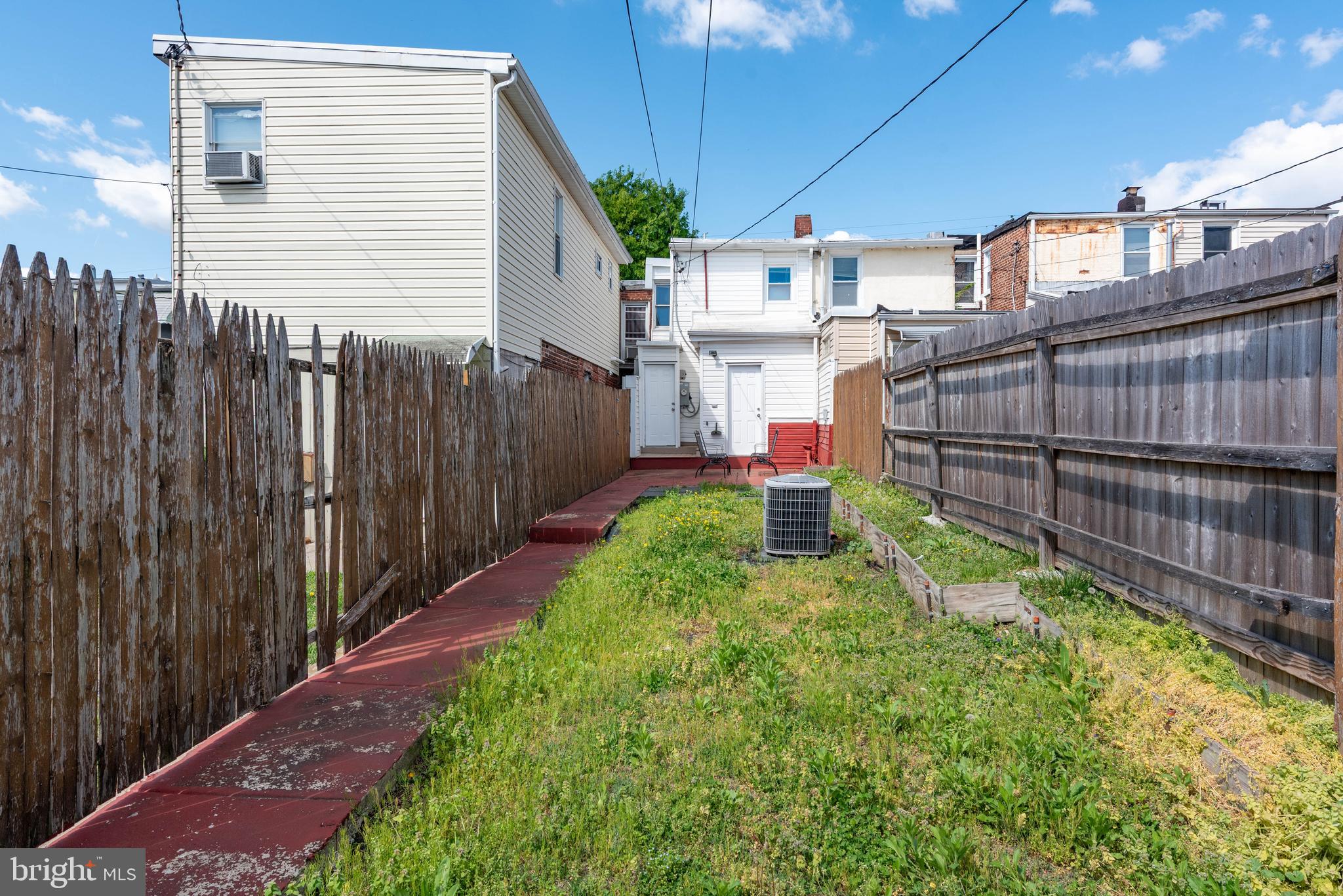 HAMPDEN HISTORIC DISTRICT - Residential