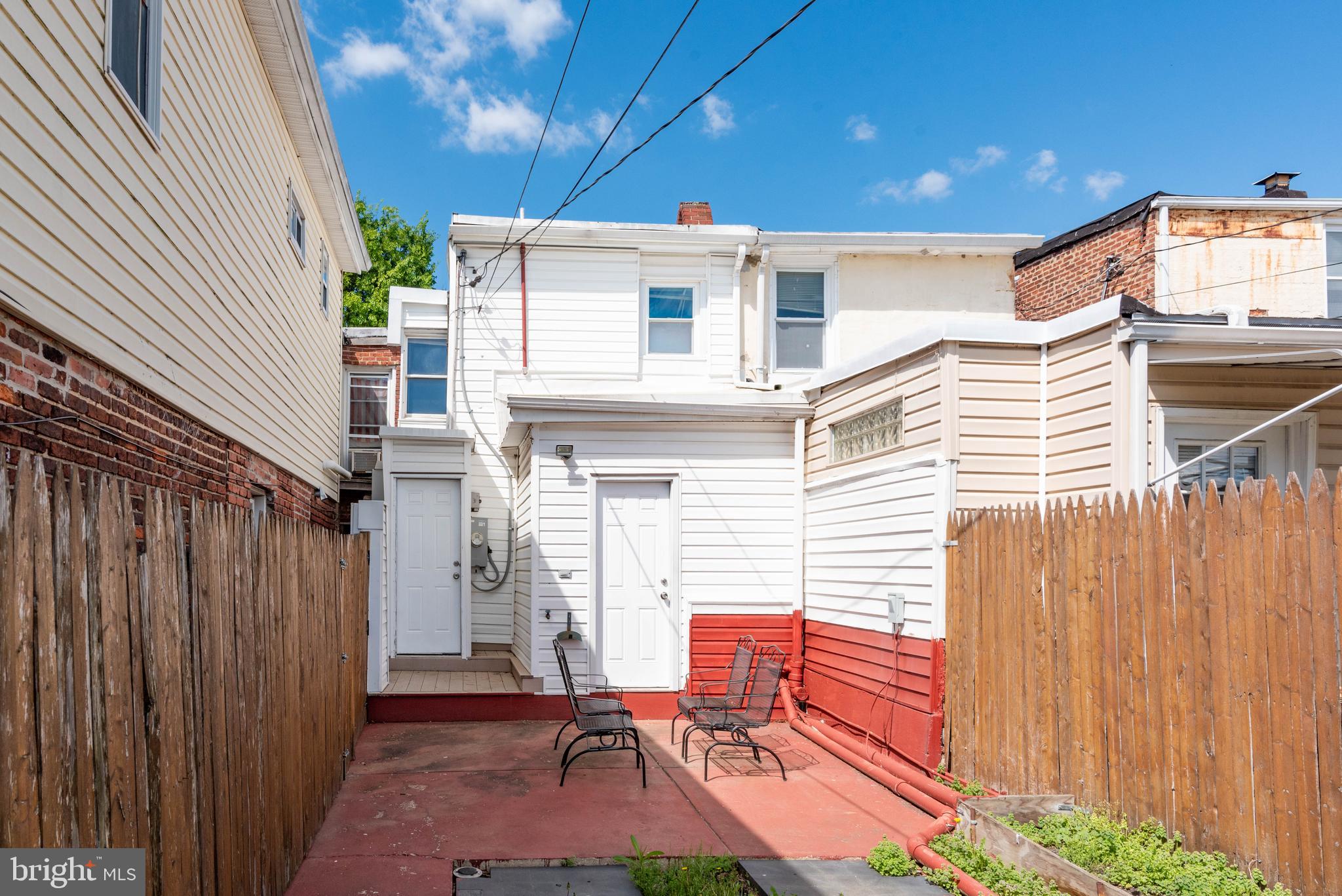 HAMPDEN HISTORIC DISTRICT - Residential