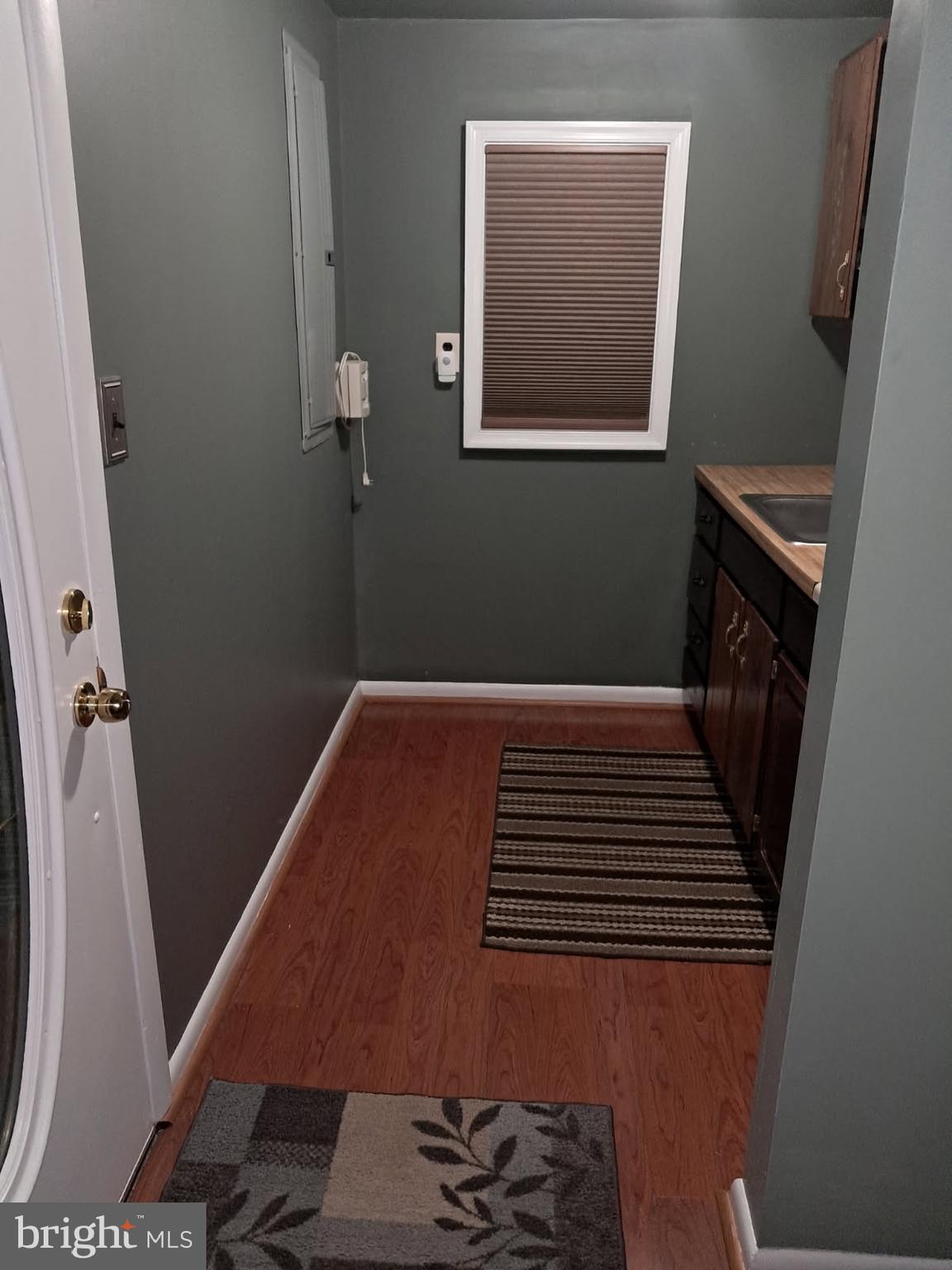 LAKESIDE - Residential