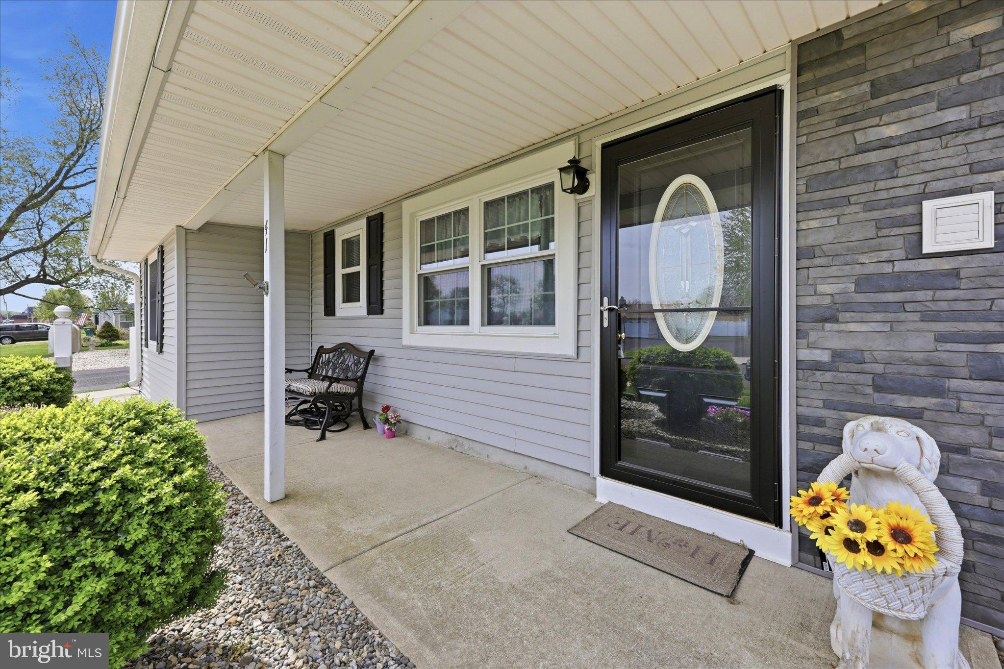 LAKESIDE - Residential