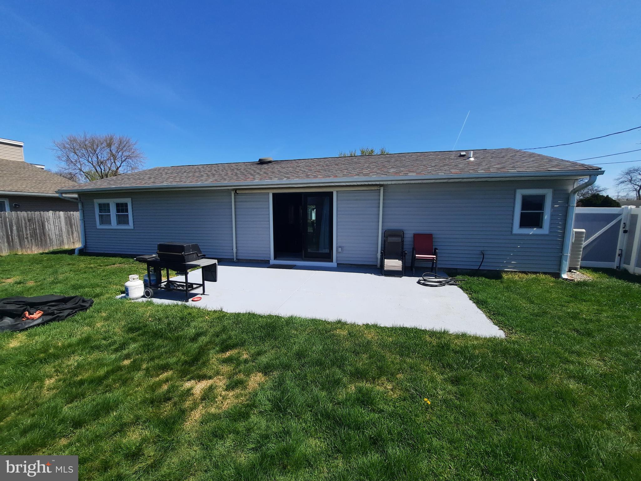 LAKESIDE - Residential