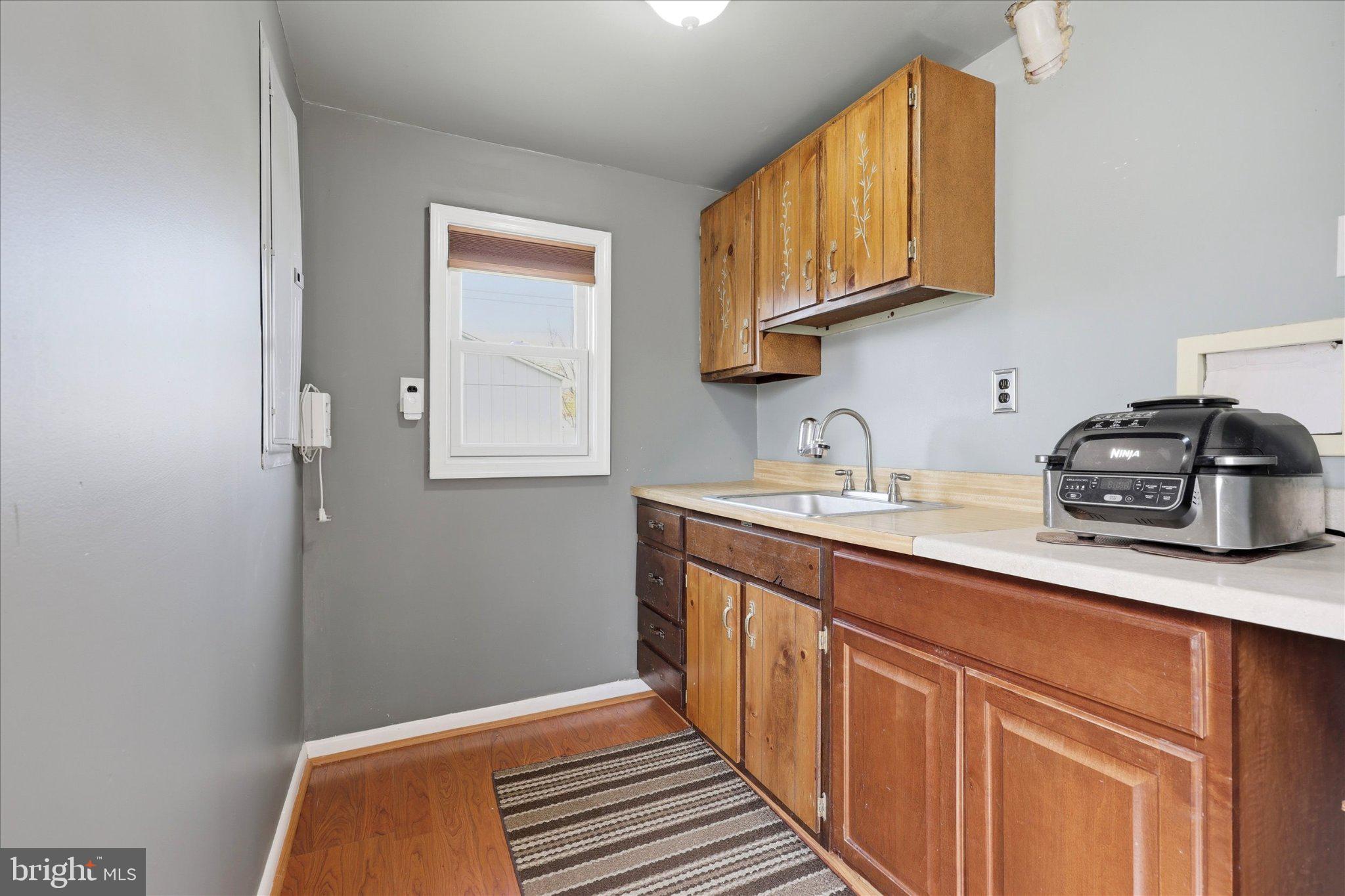 LAKESIDE - Residential