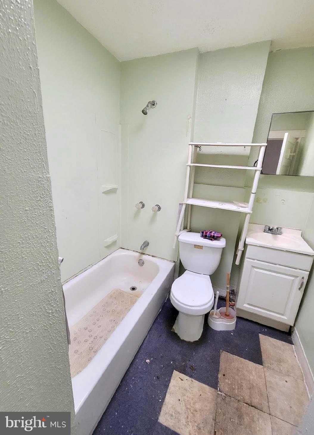 EAST BALTIMORE MIDWAY - Residential