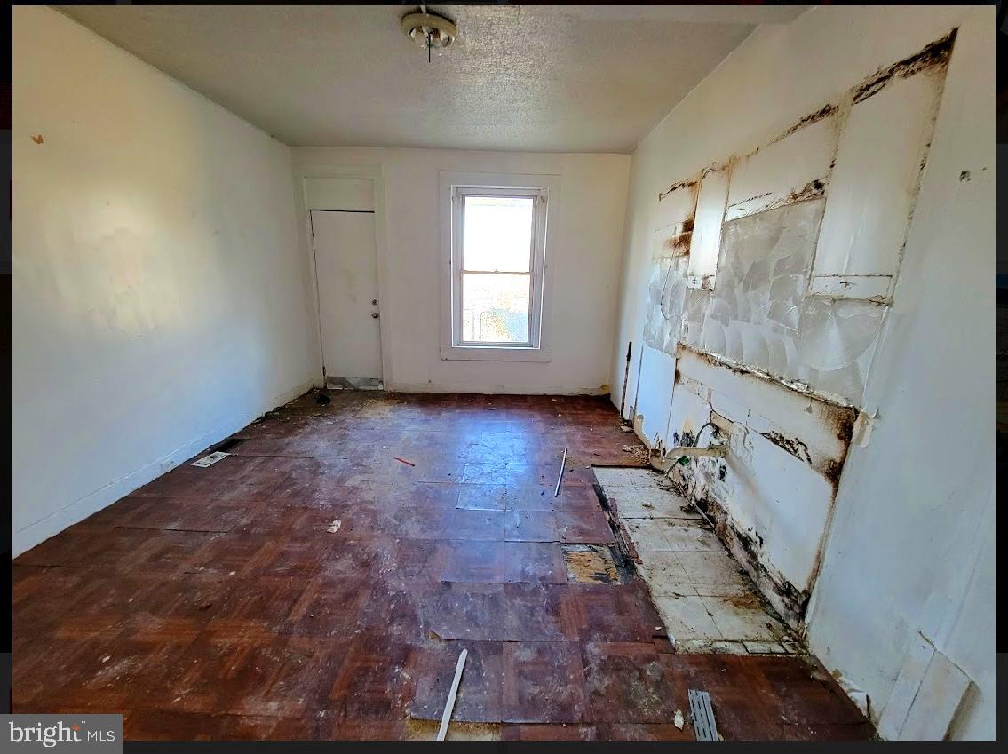 EAST BALTIMORE MIDWAY - Residential