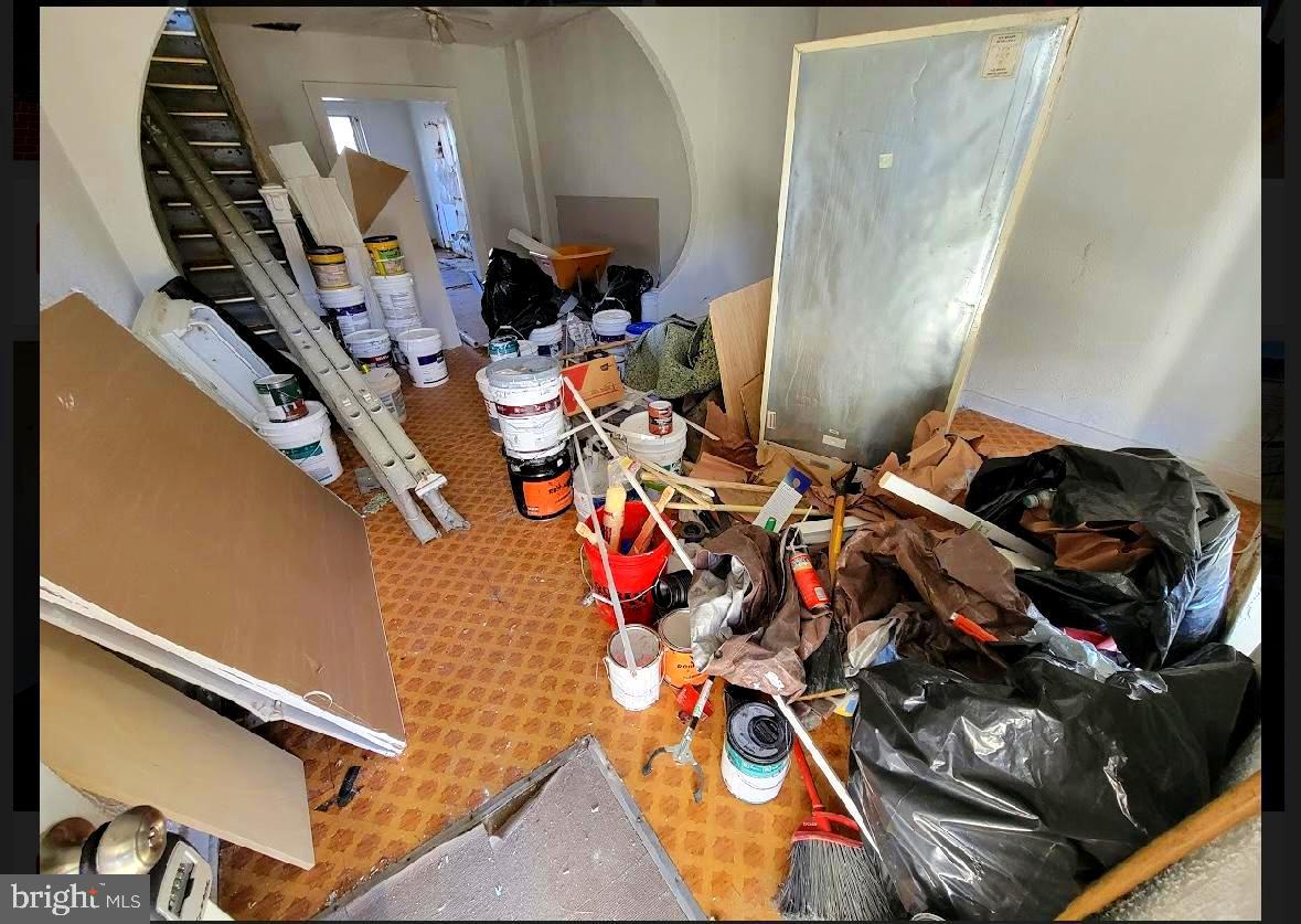 EAST BALTIMORE MIDWAY - Residential