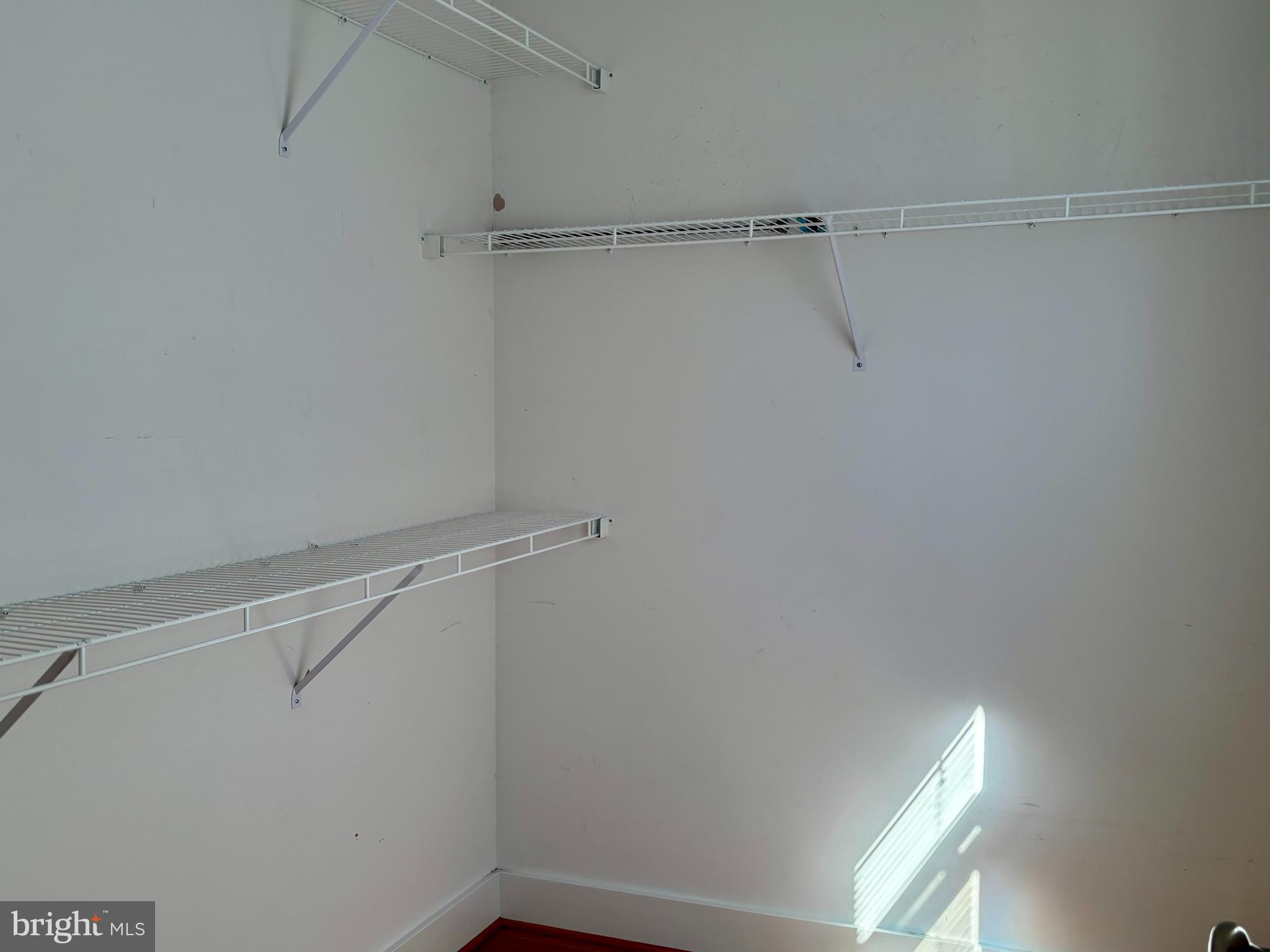 CENTREVILLE - Residential Lease