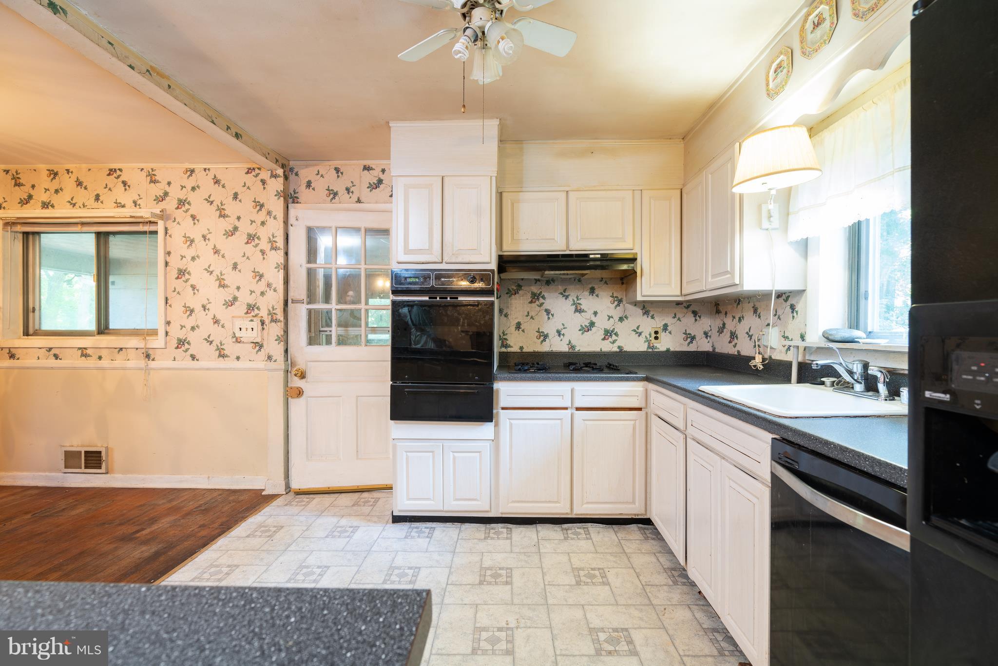 ENGLESIDE - Residential