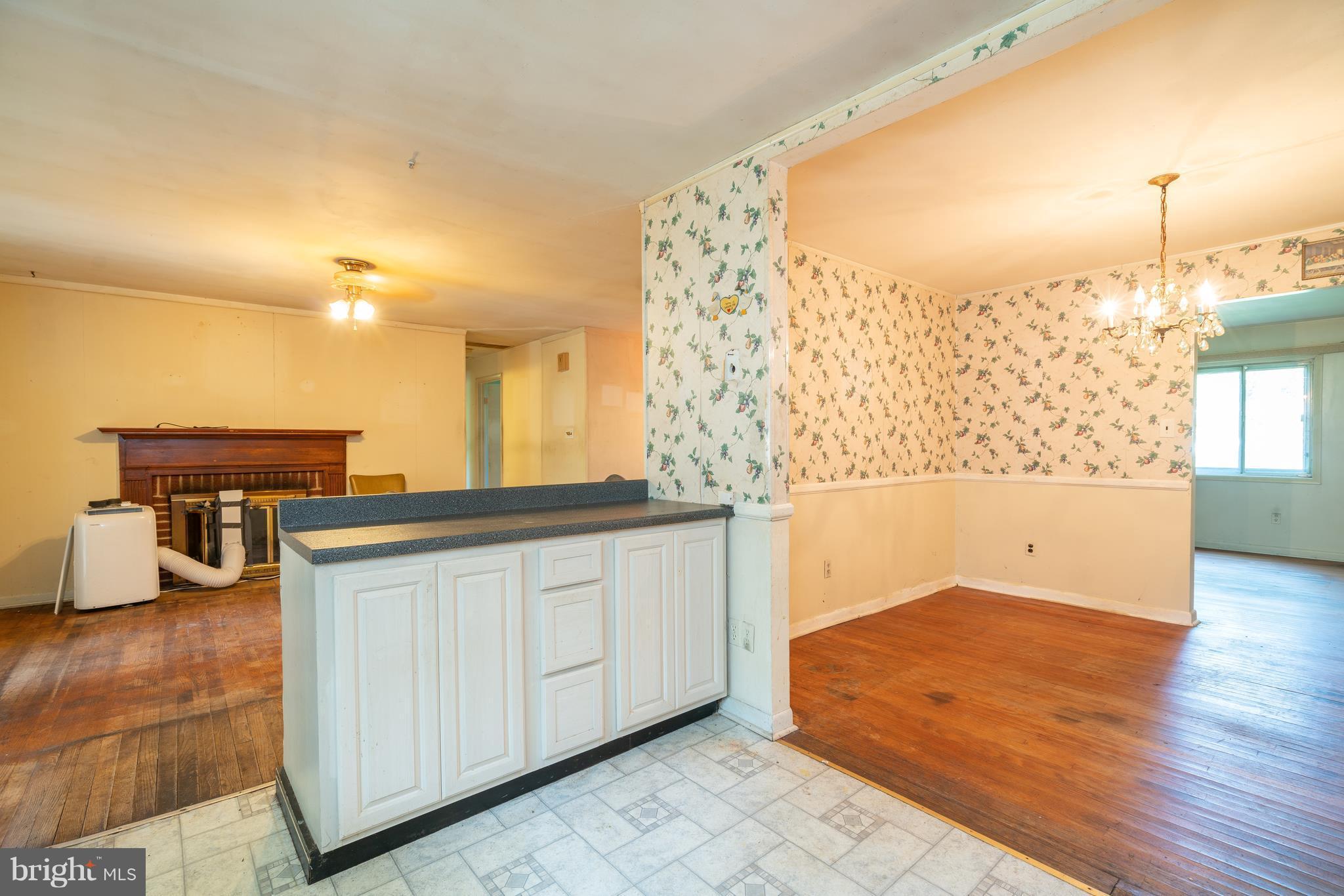 ENGLESIDE - Residential