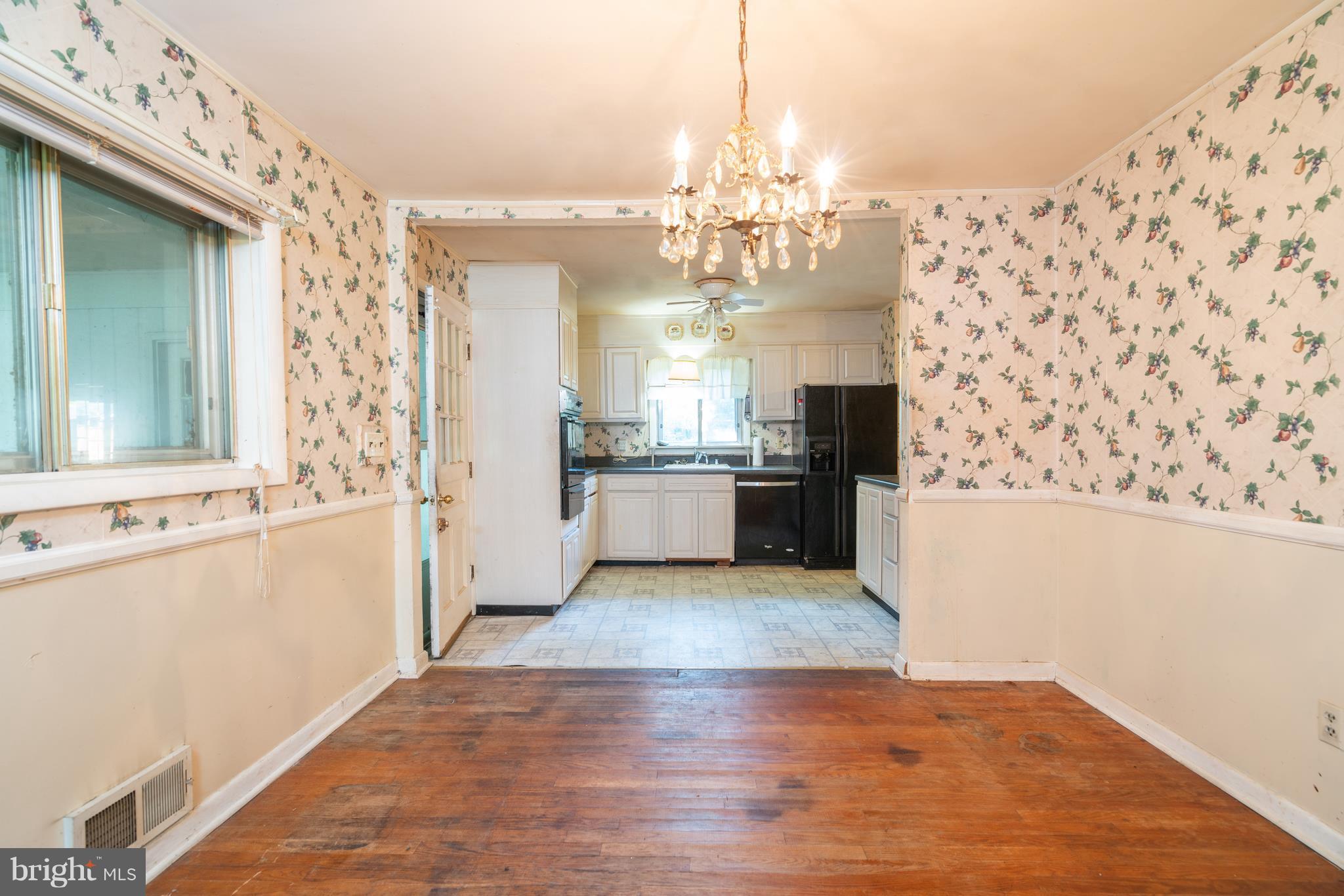 ENGLESIDE - Residential