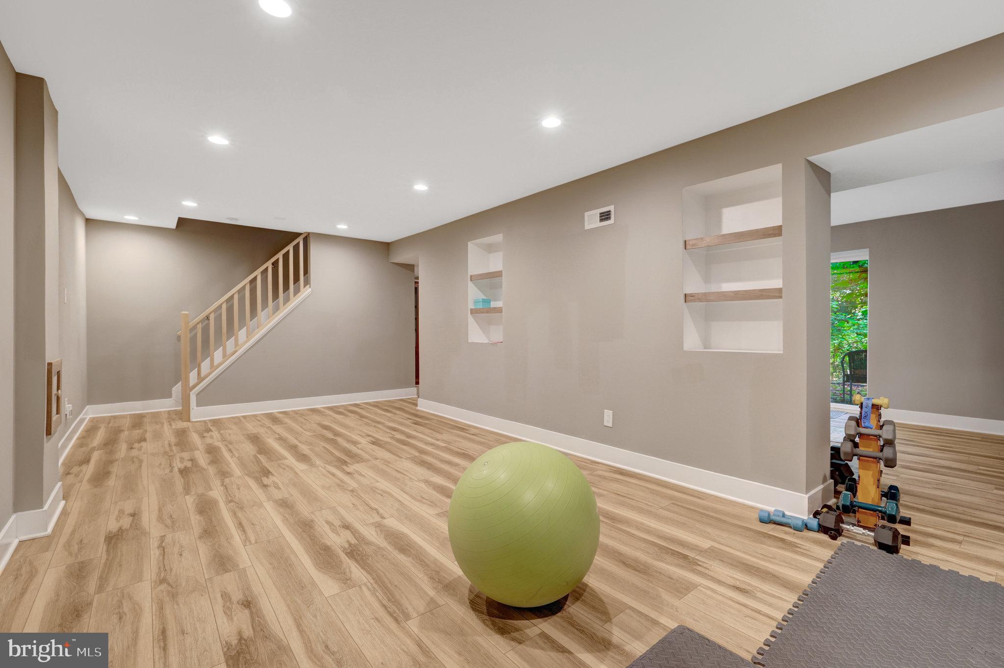 DEER FOREST - Residential Lease