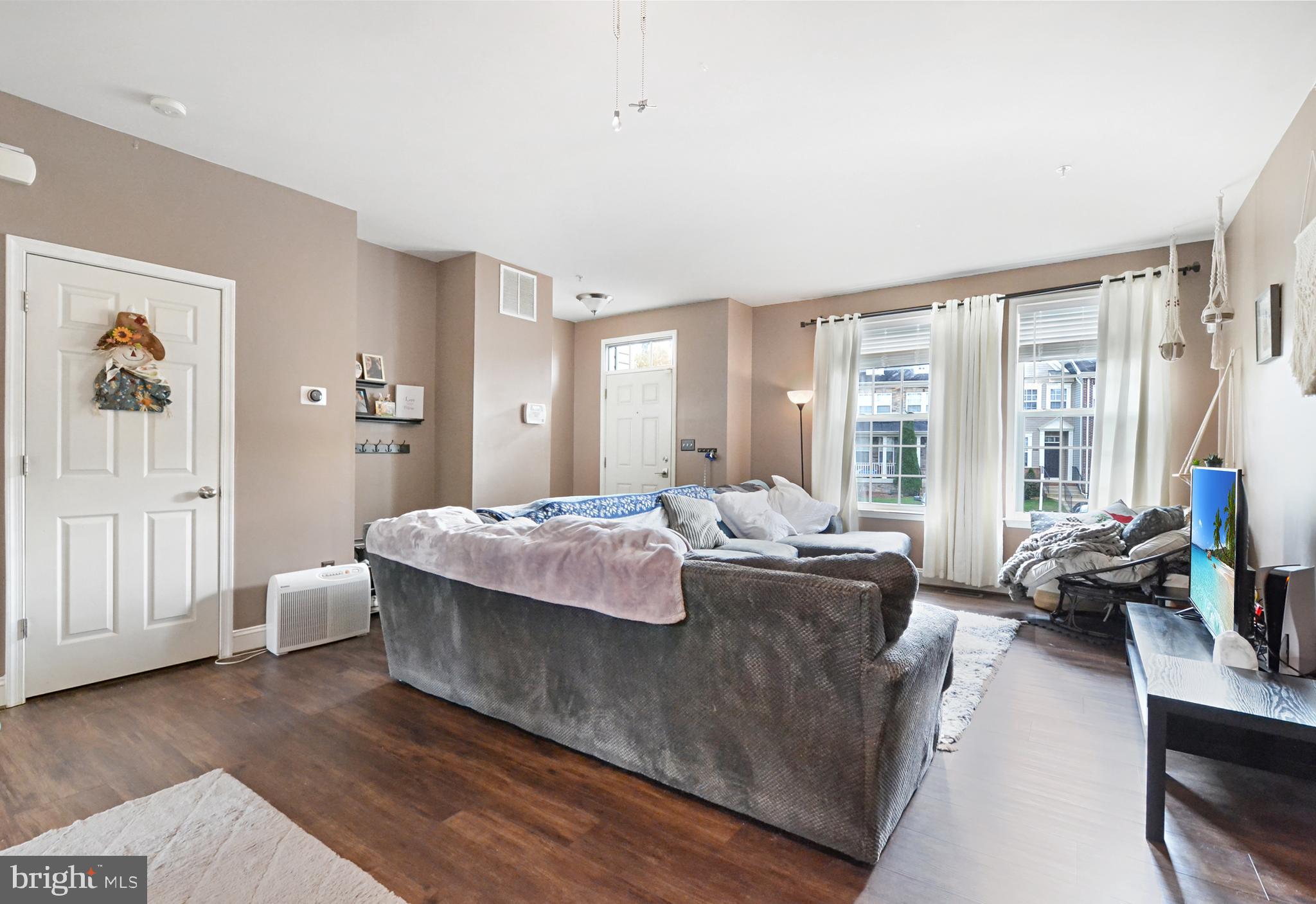 WILLOW GATE - Residential