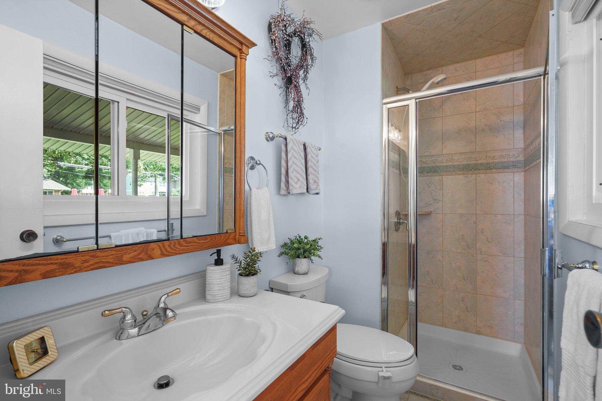 MANOR WOODS - Residential