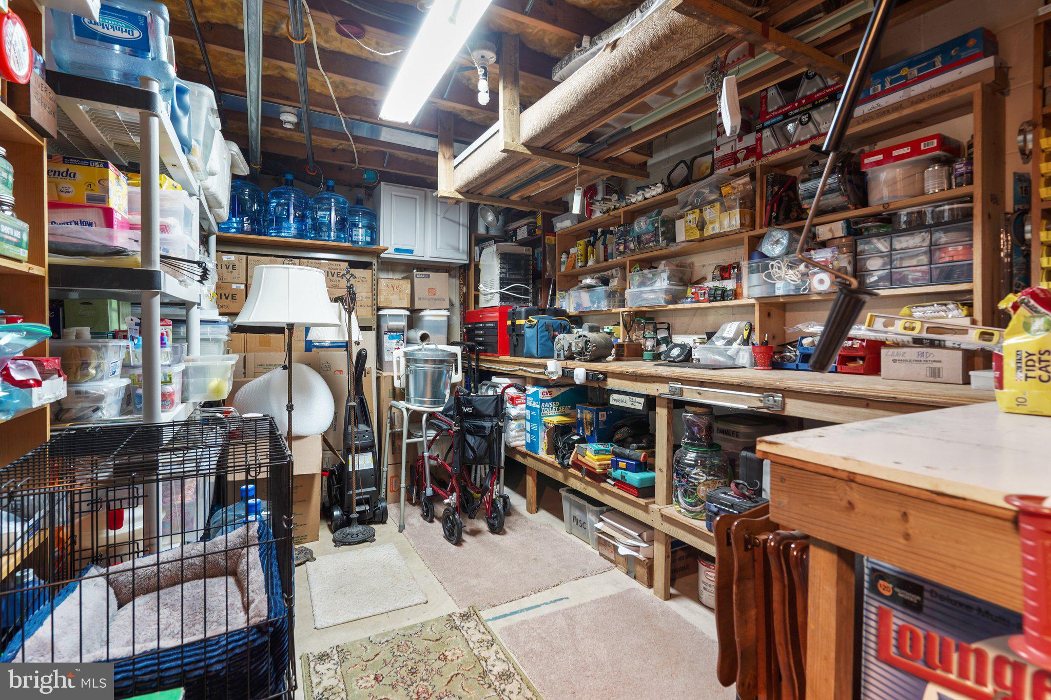 MANOR WOODS - Residential