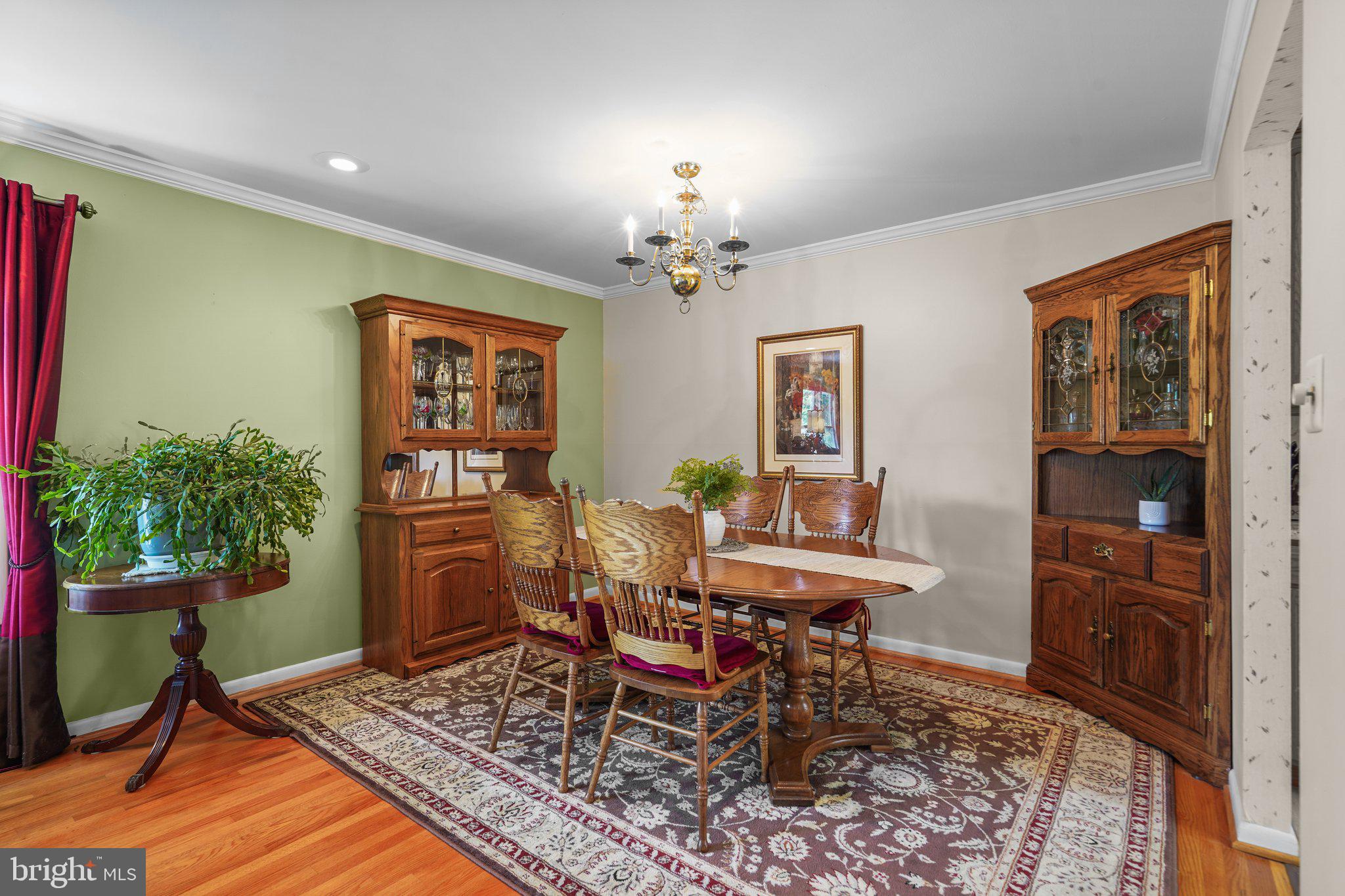 MANOR WOODS - Residential