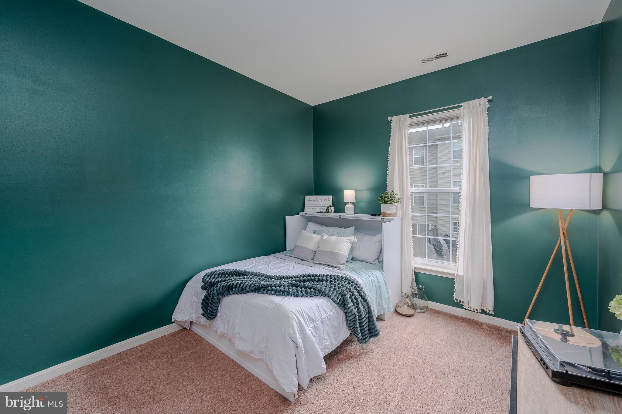 CARROLLWOOD MANOR - Residential