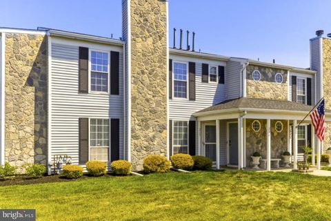 Condo For Sale - 215 Pratt Court<br/> SEWELL, NJ 08080