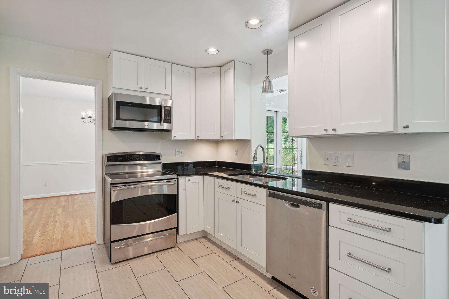 BURNING TREE ESTATES - Residential Lease