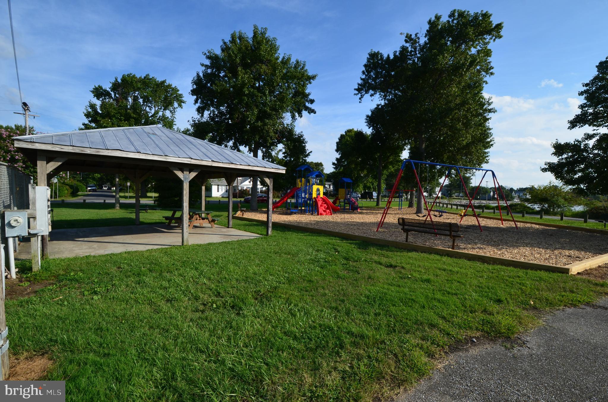 FRANKLIN MANOR - Residential