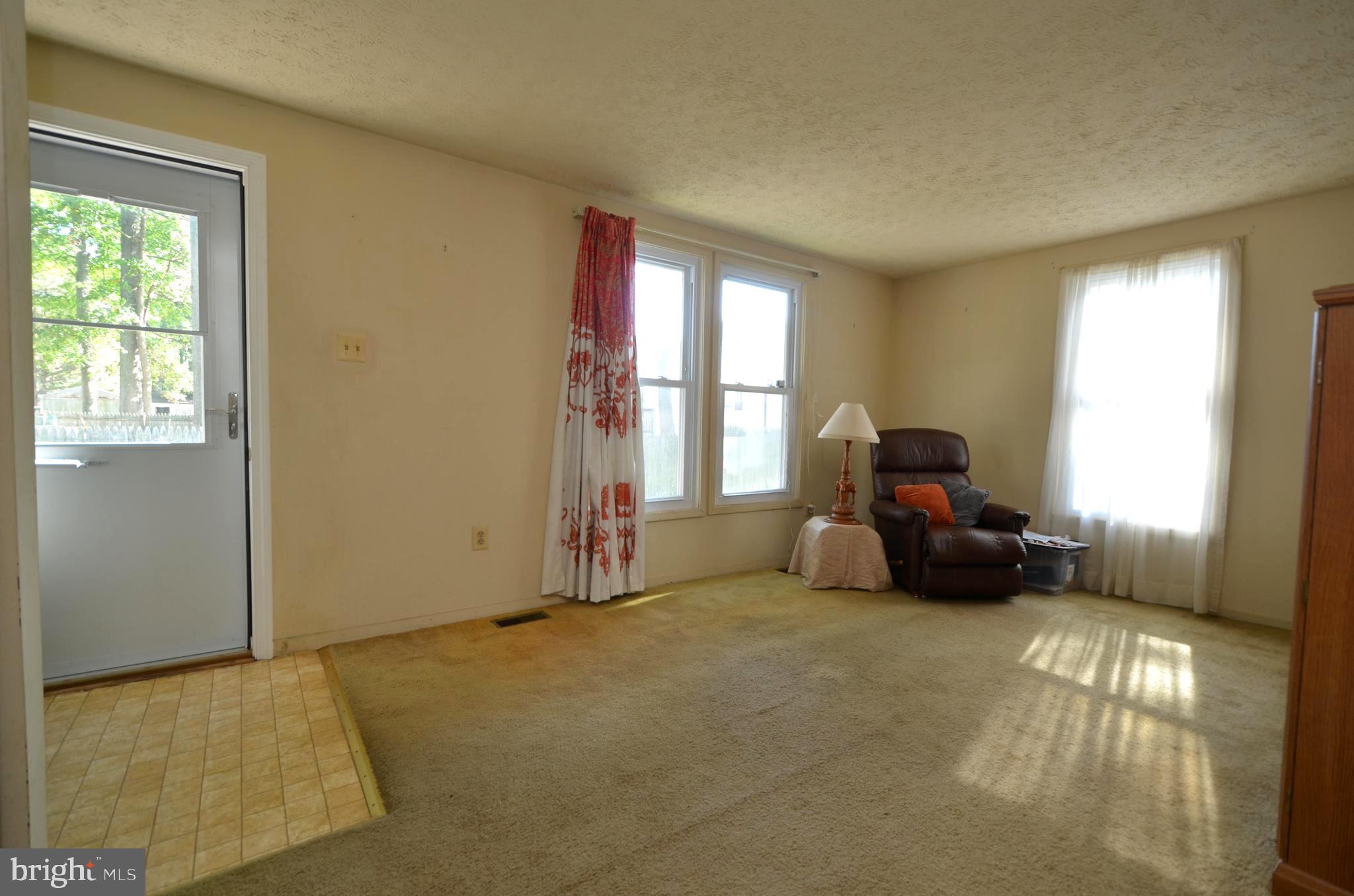 FRANKLIN MANOR - Residential