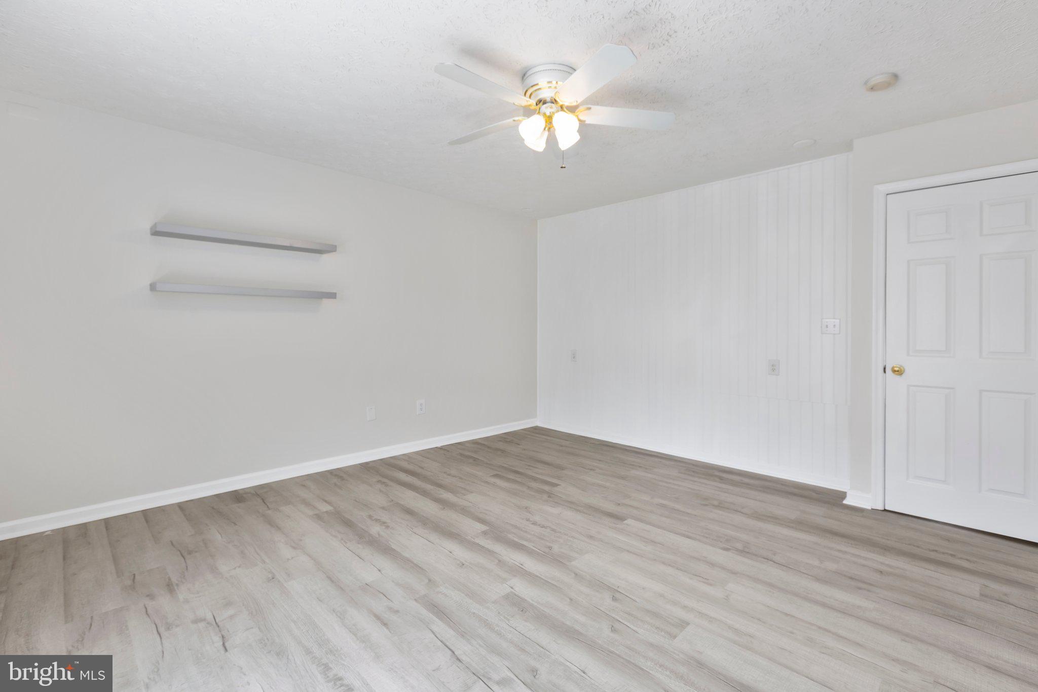 BROOKWOOD - Residential Lease