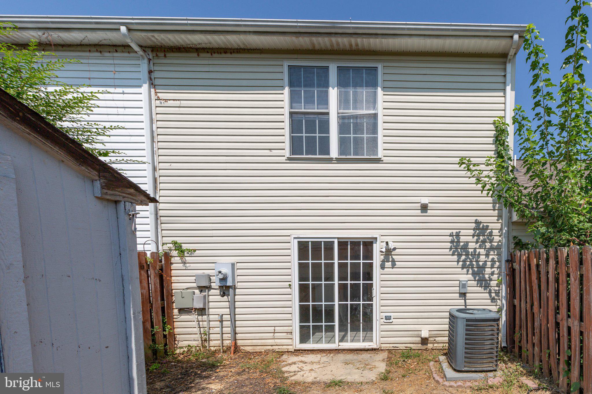 BROOKWOOD - Residential Lease