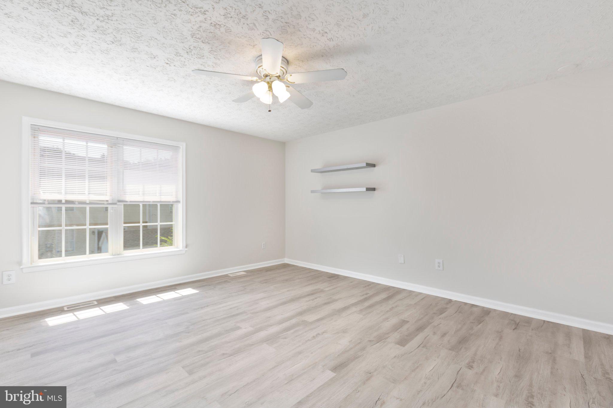 BROOKWOOD - Residential Lease