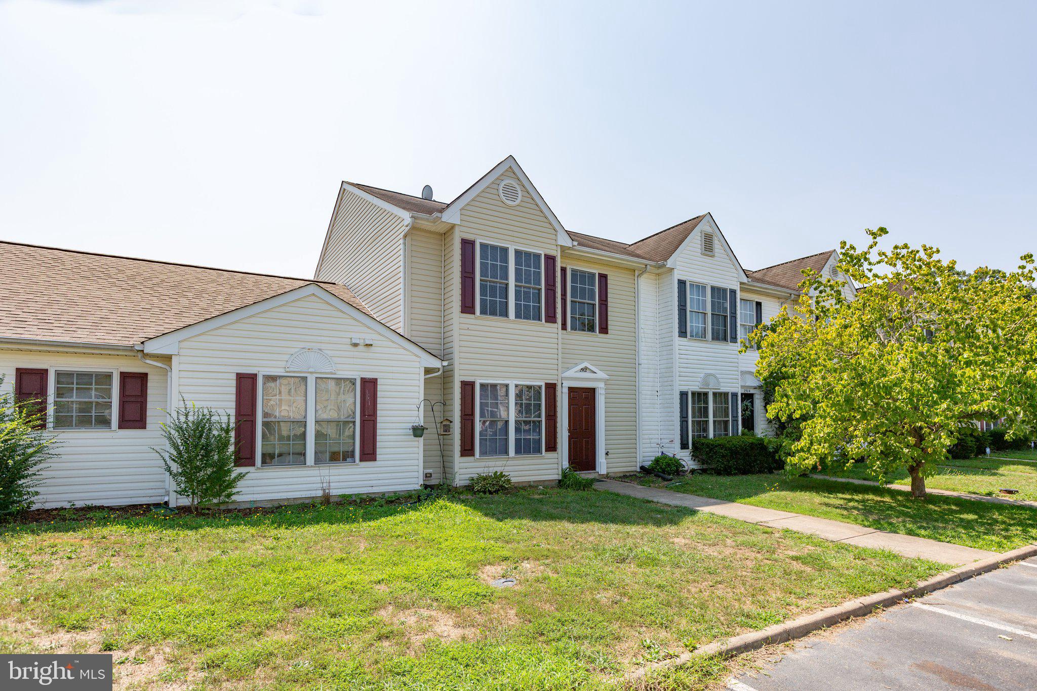 BROOKWOOD - Residential Lease