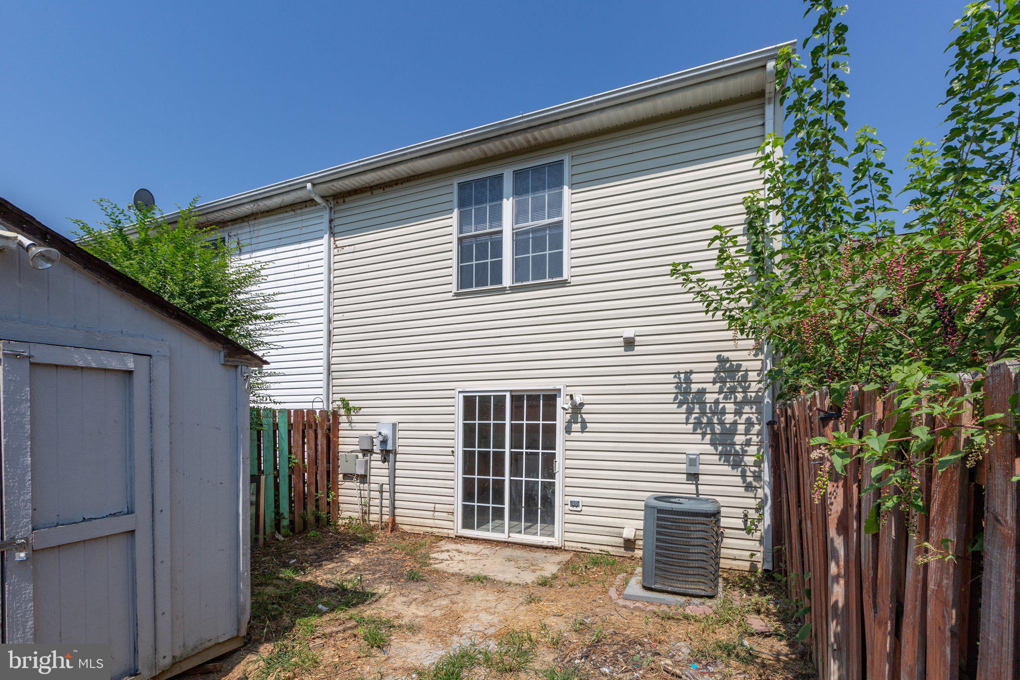 BROOKWOOD - Residential Lease