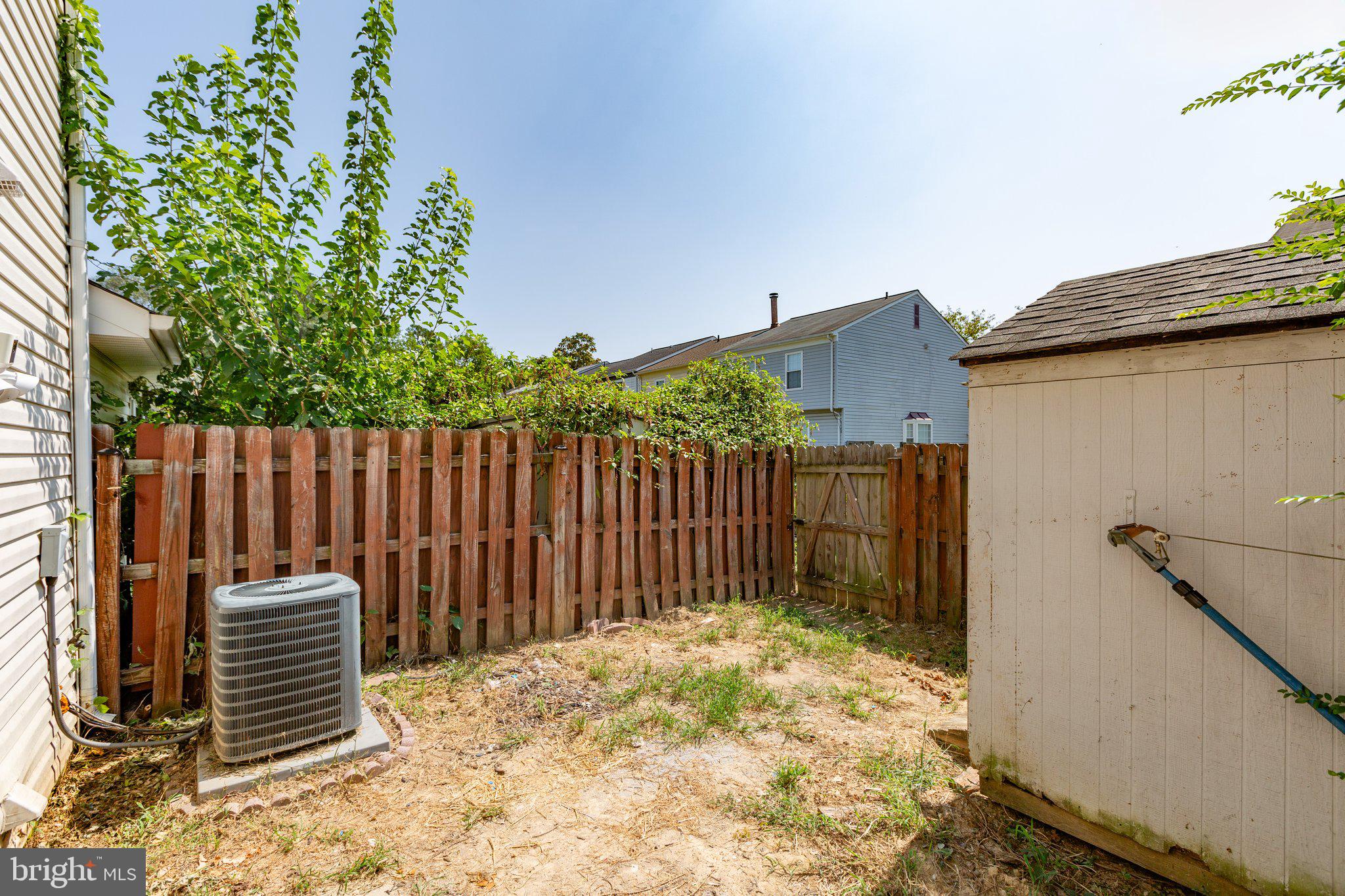 BROOKWOOD - Residential Lease