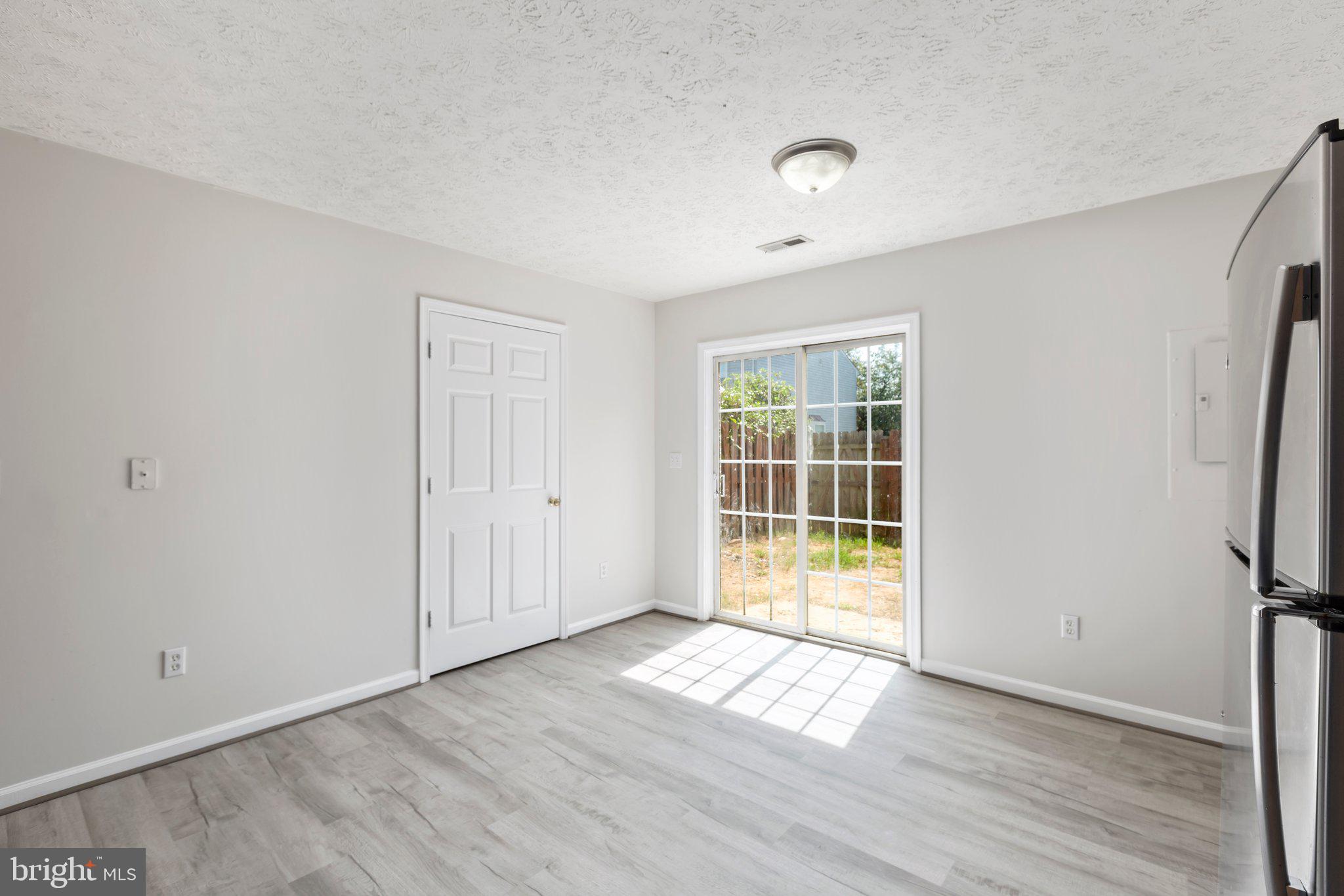 BROOKWOOD - Residential Lease