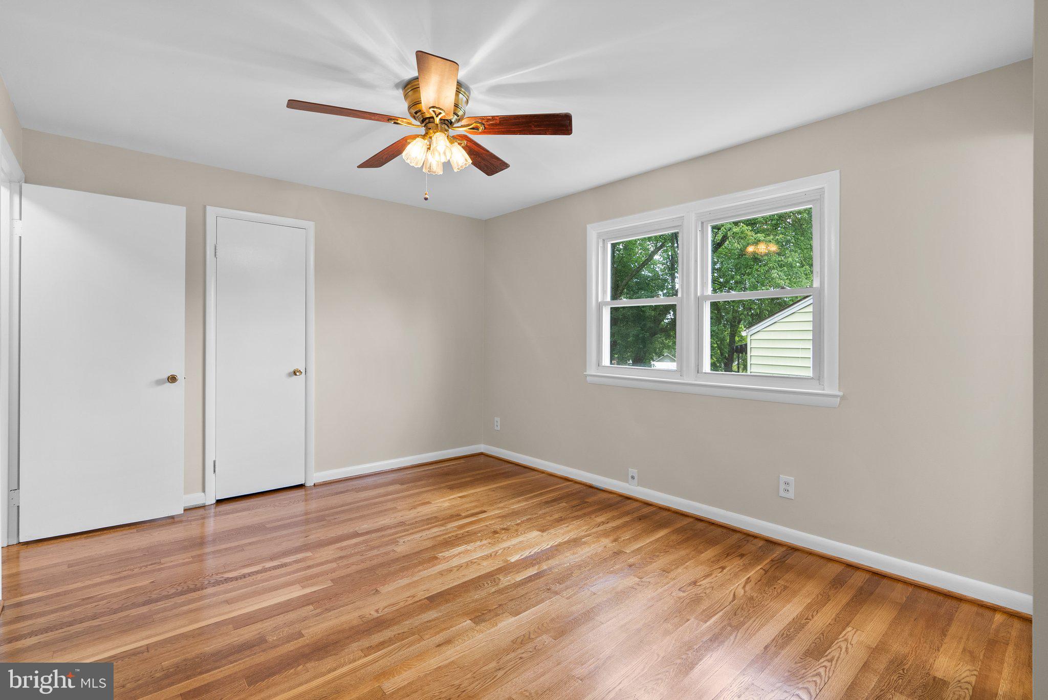 GREENBRIER KNOLLS - Residential