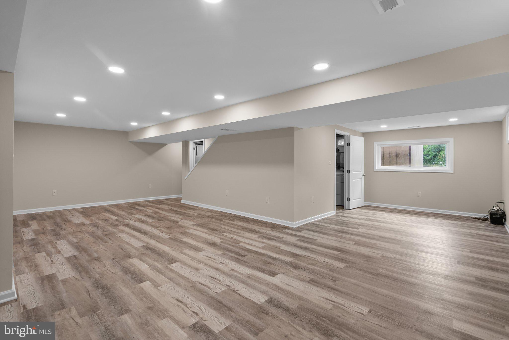 GREENBRIER KNOLLS - Residential