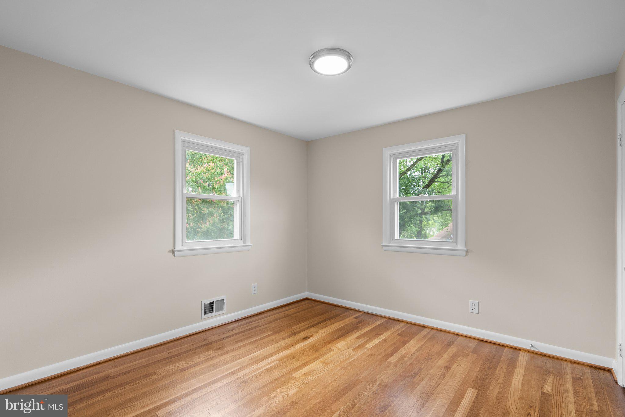 GREENBRIER KNOLLS - Residential