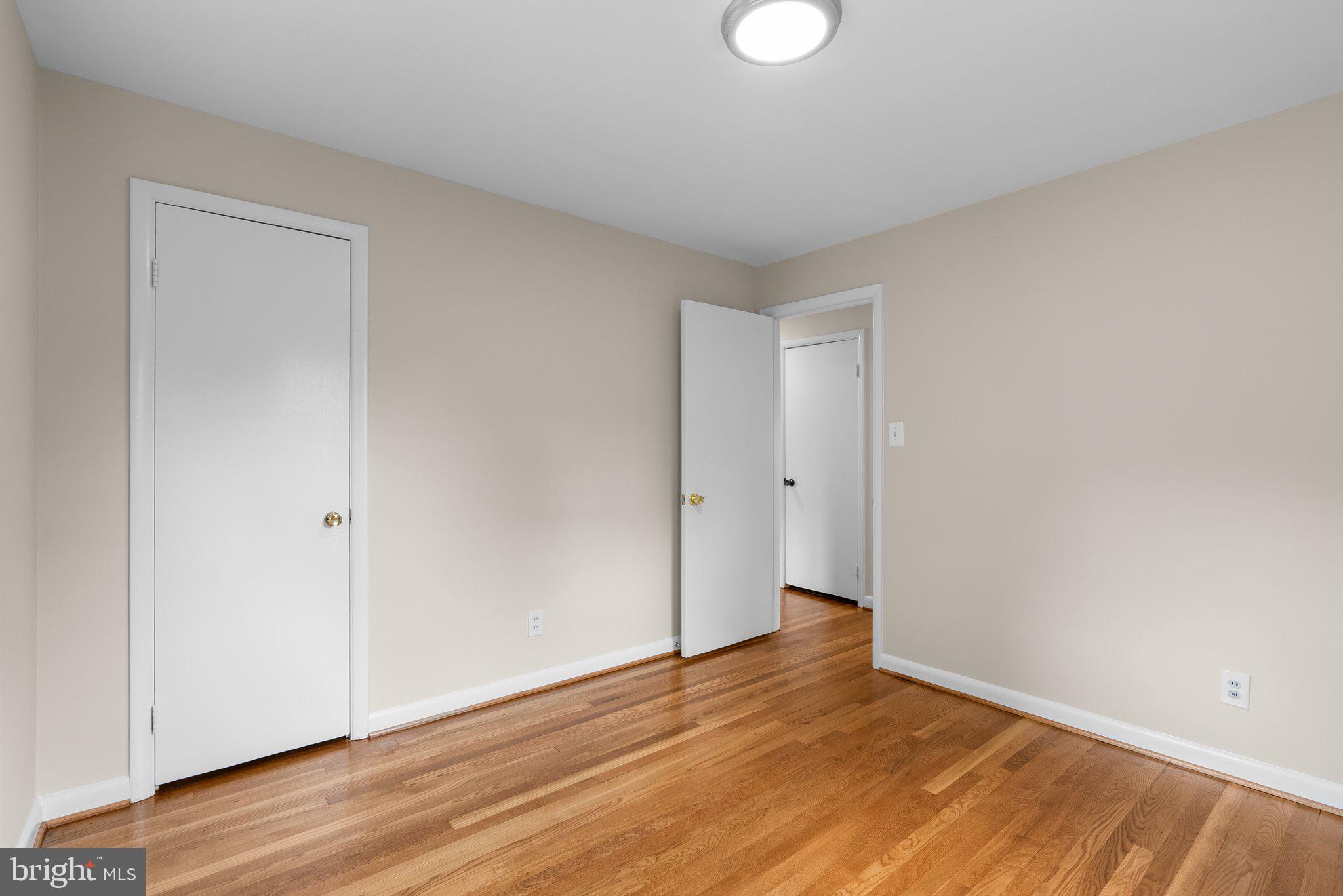 GREENBRIER KNOLLS - Residential