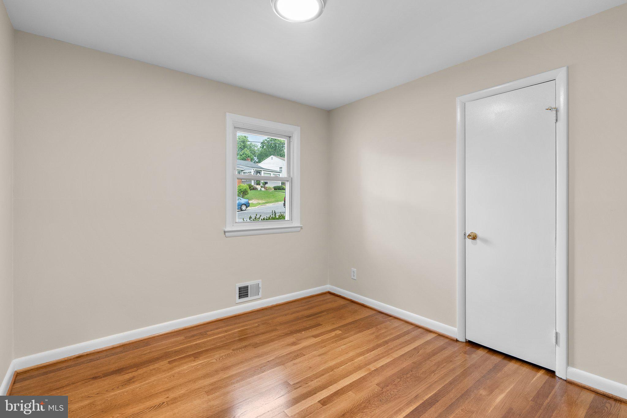 GREENBRIER KNOLLS - Residential