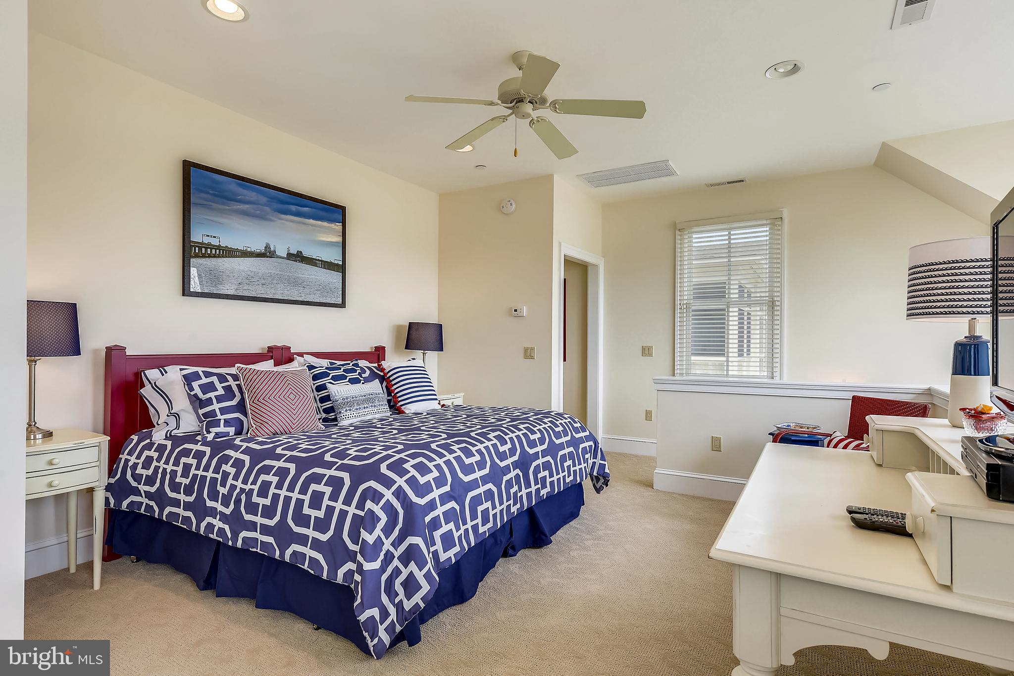 EASTON VILLAGE - Residential