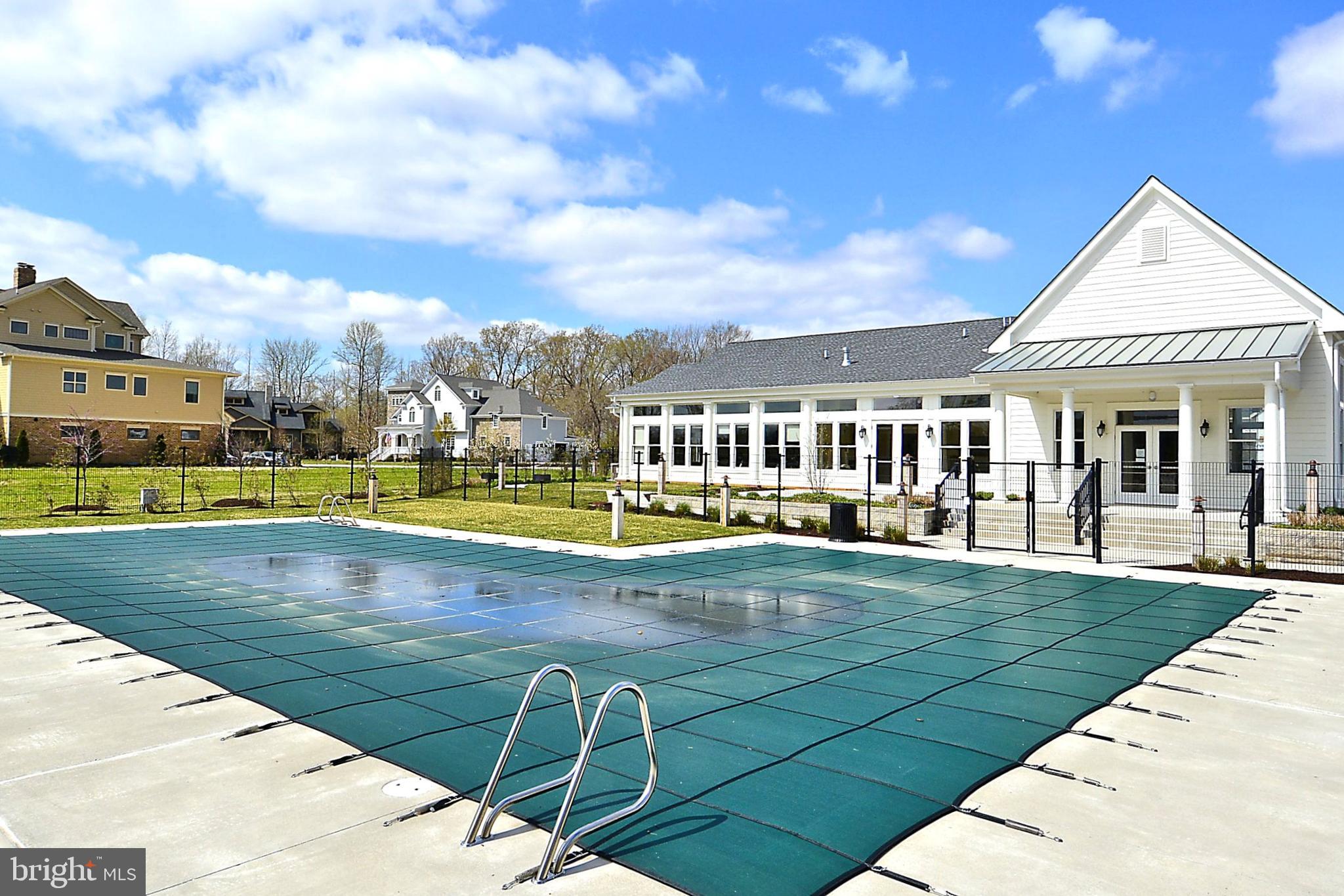 EASTON VILLAGE - Residential