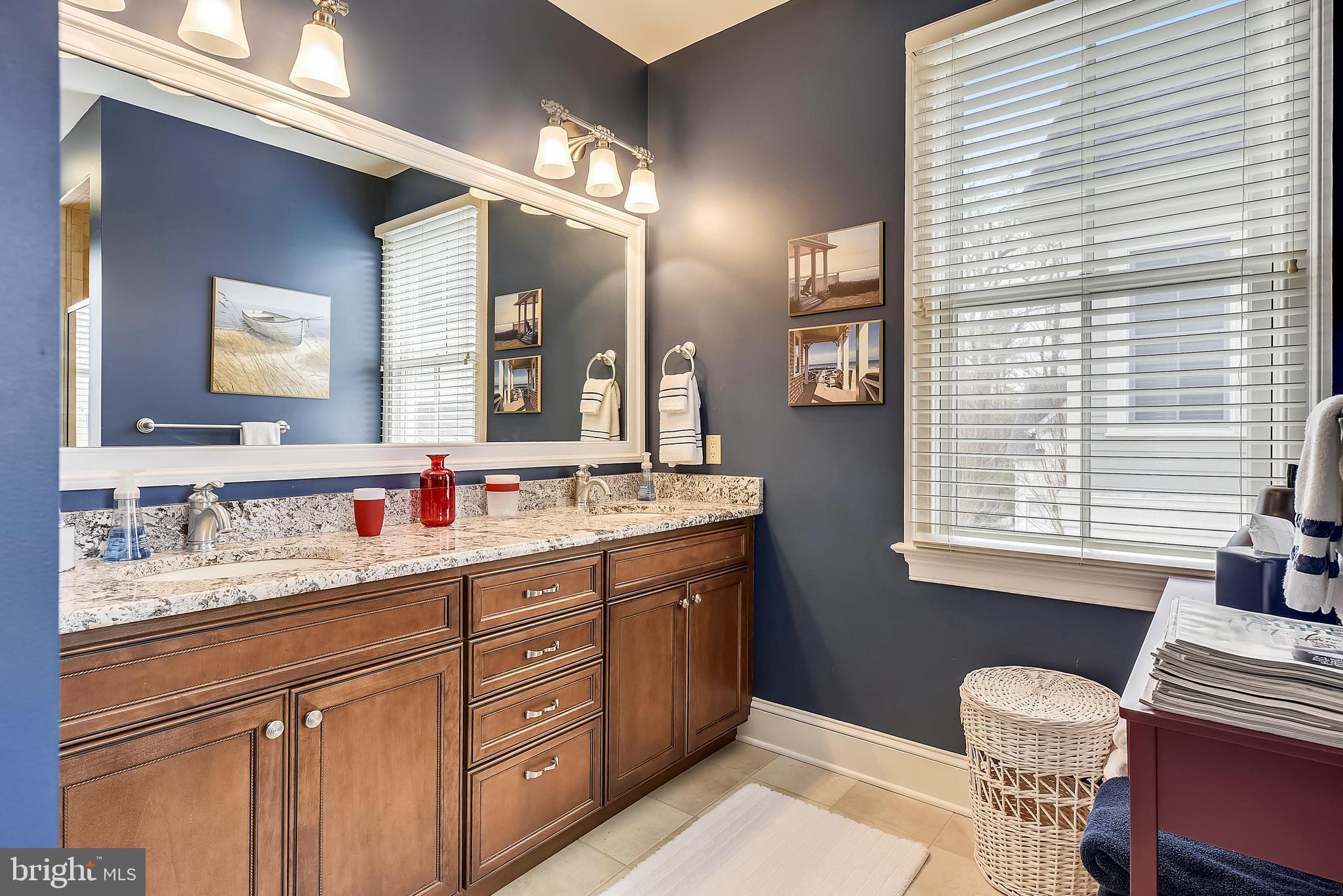 EASTON VILLAGE - Residential