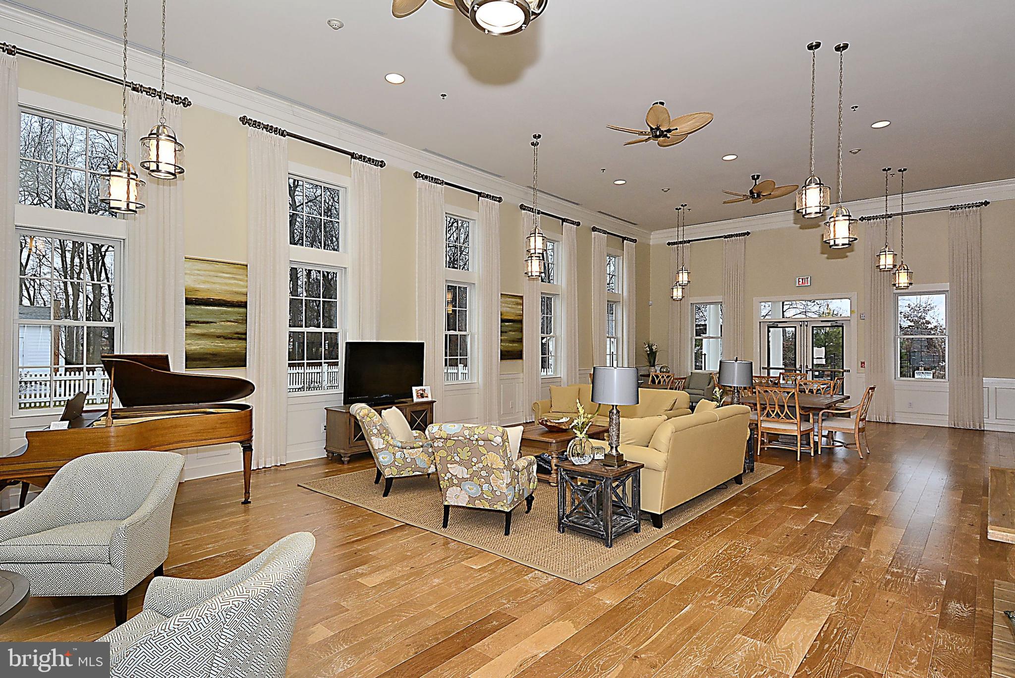 EASTON VILLAGE - Residential