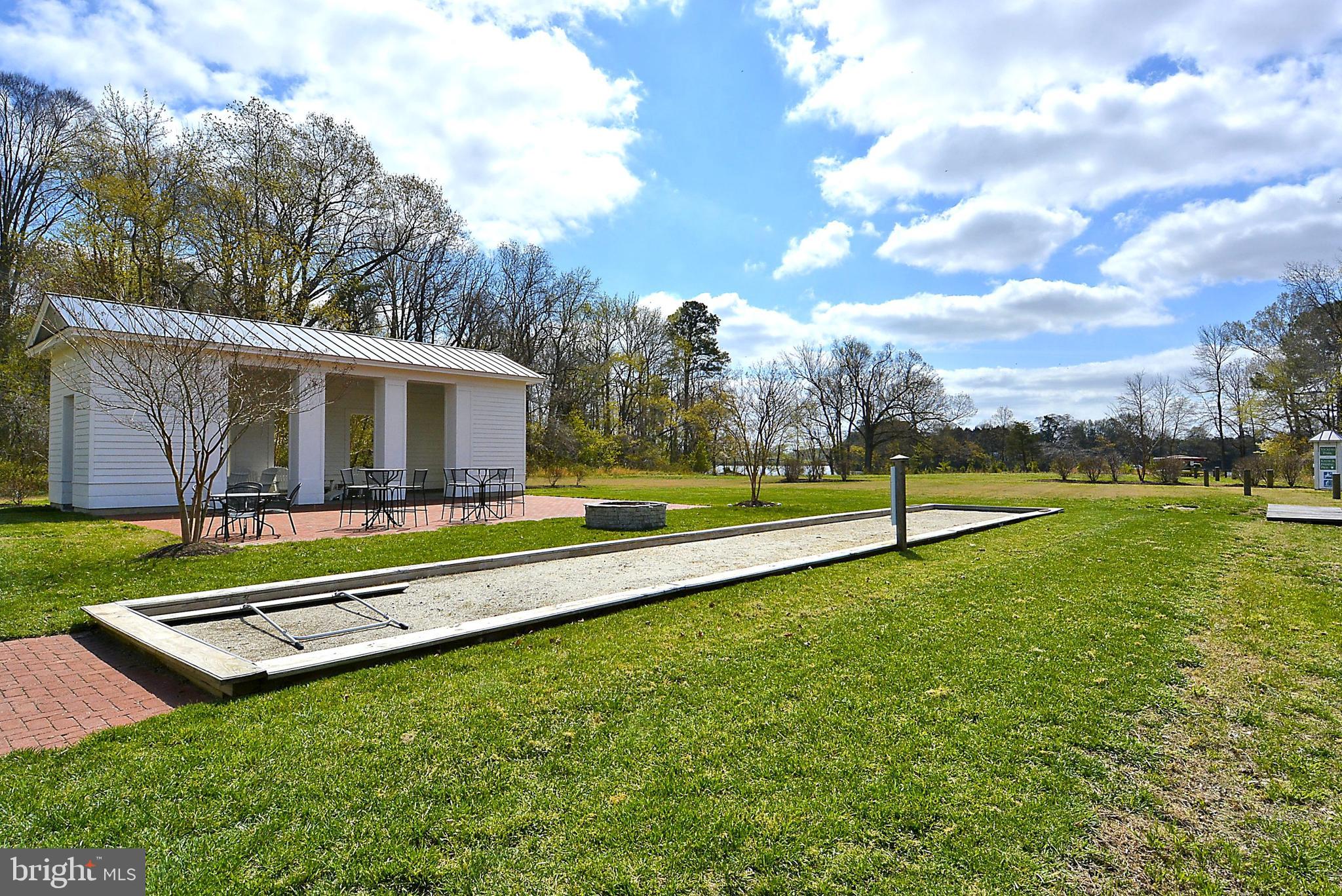 EASTON VILLAGE - Residential