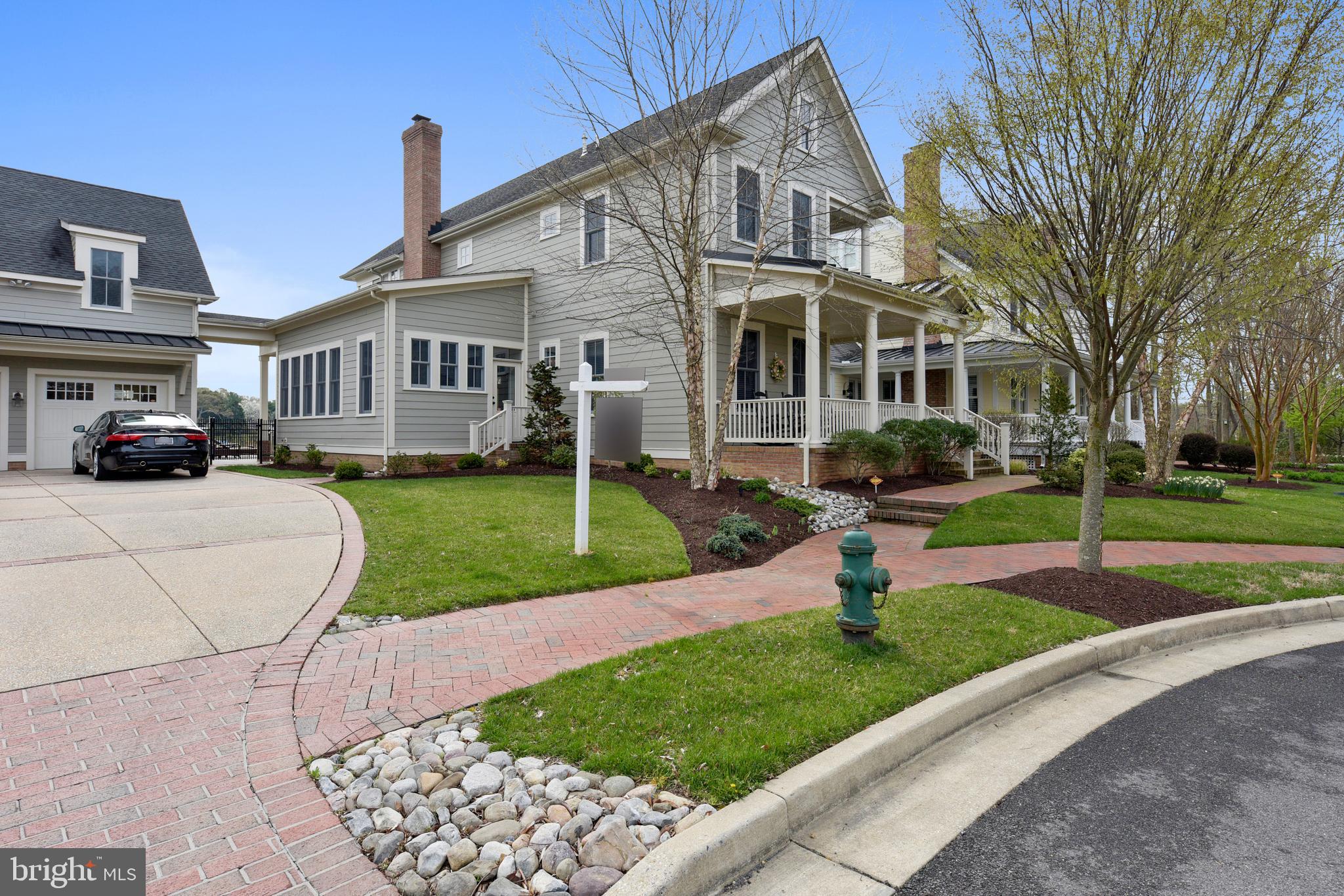 EASTON VILLAGE - Residential