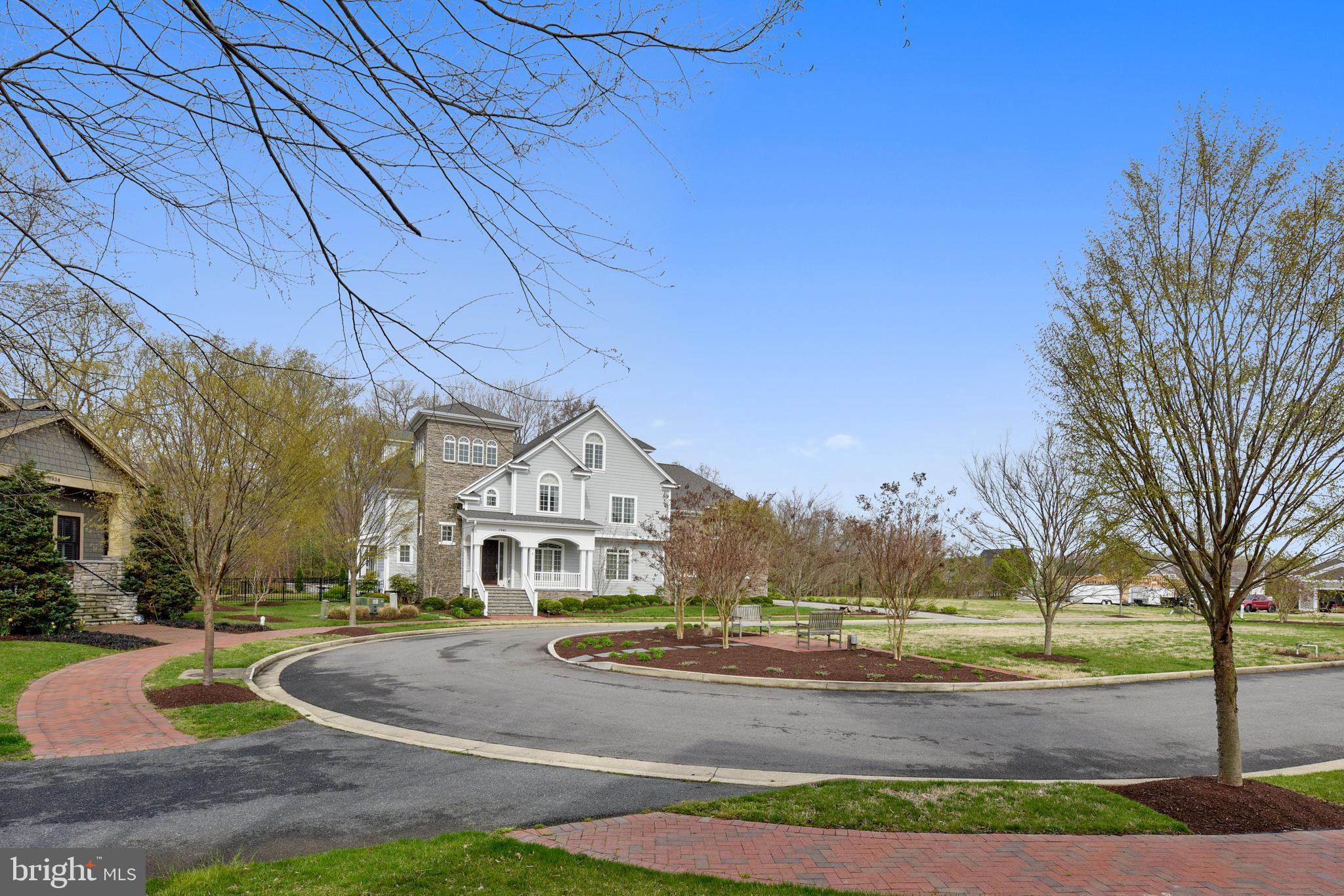 EASTON VILLAGE - Residential