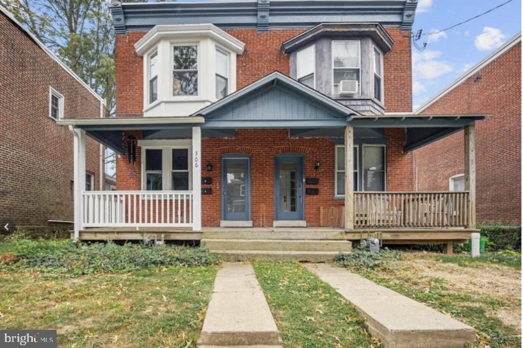 Photo of 304 E Front Street #2ND FL, MEDIA, PA 19063 (MLS # PADE2103168)