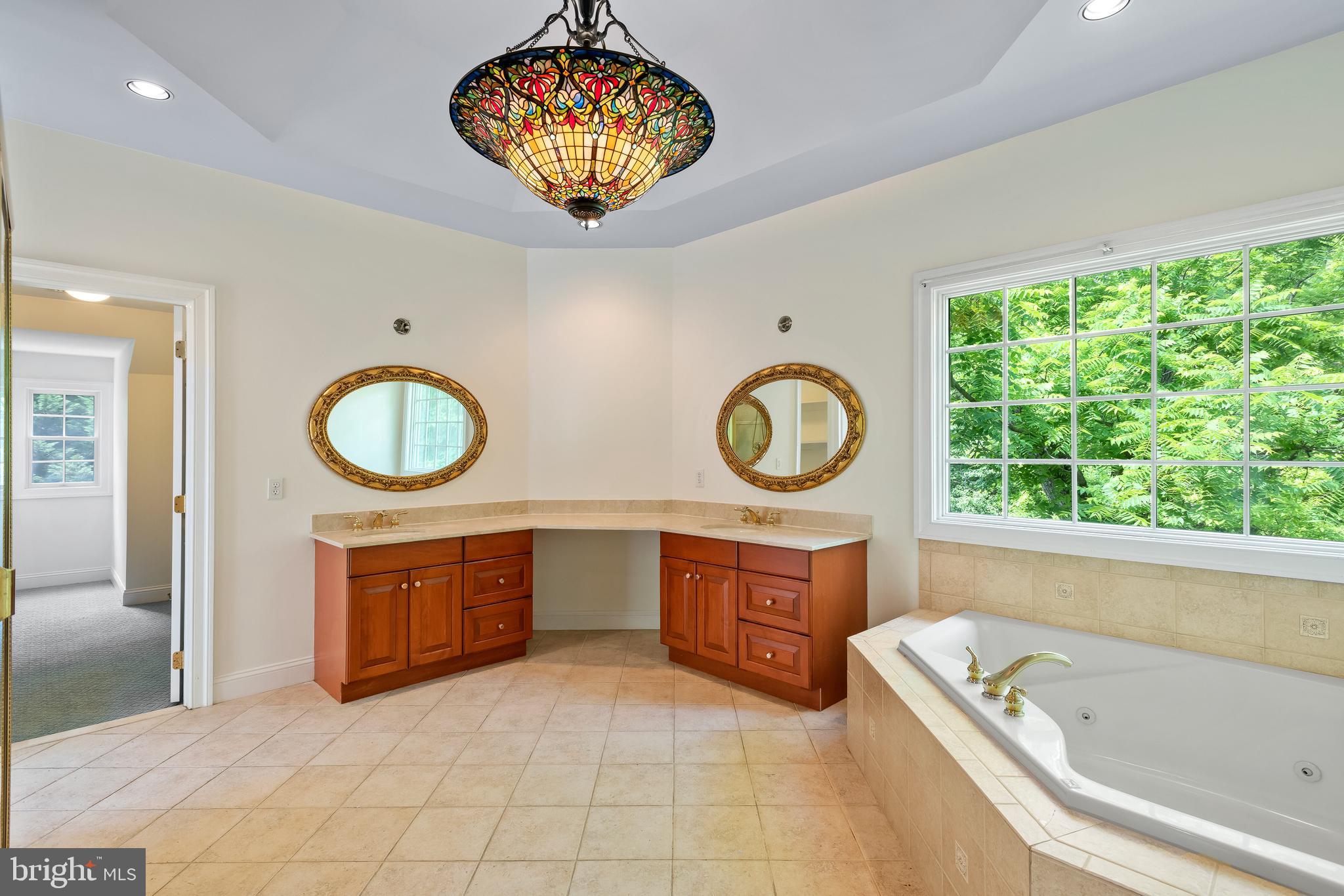 THE WOODS - Residential