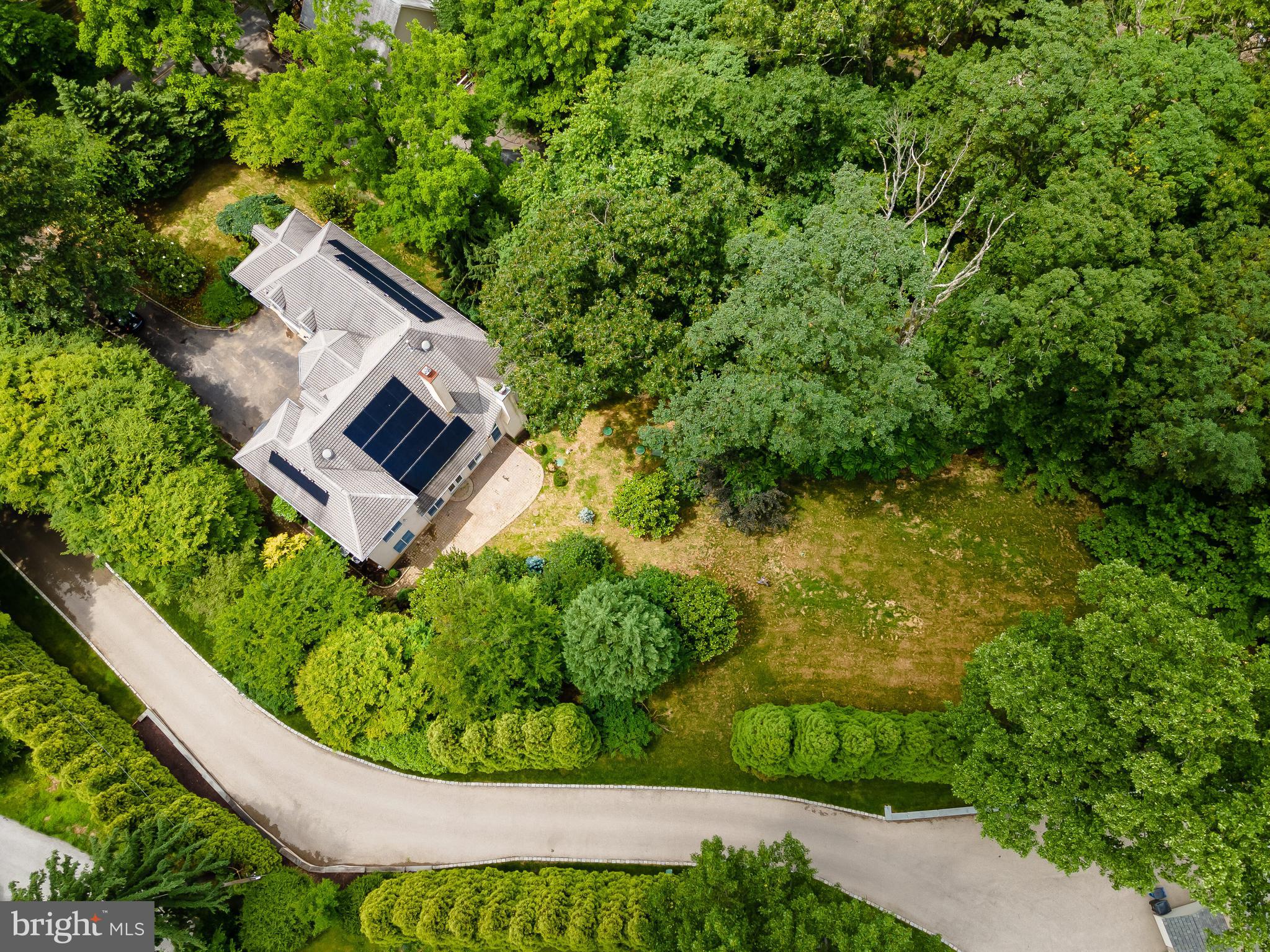 THE WOODS - Residential