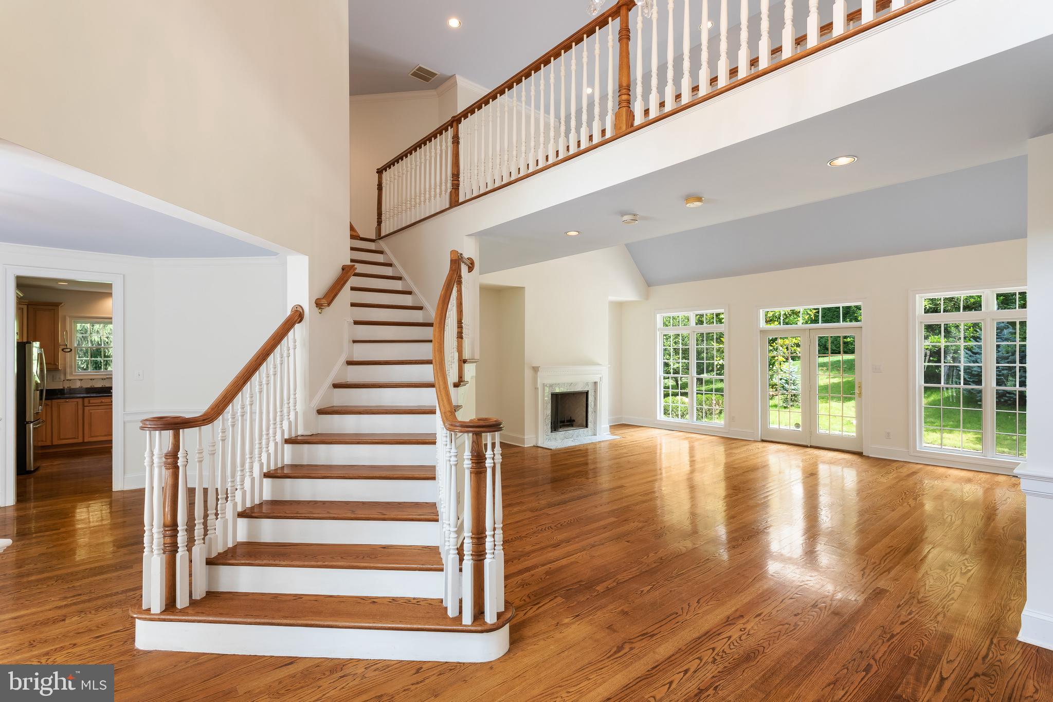 THE WOODS - Residential